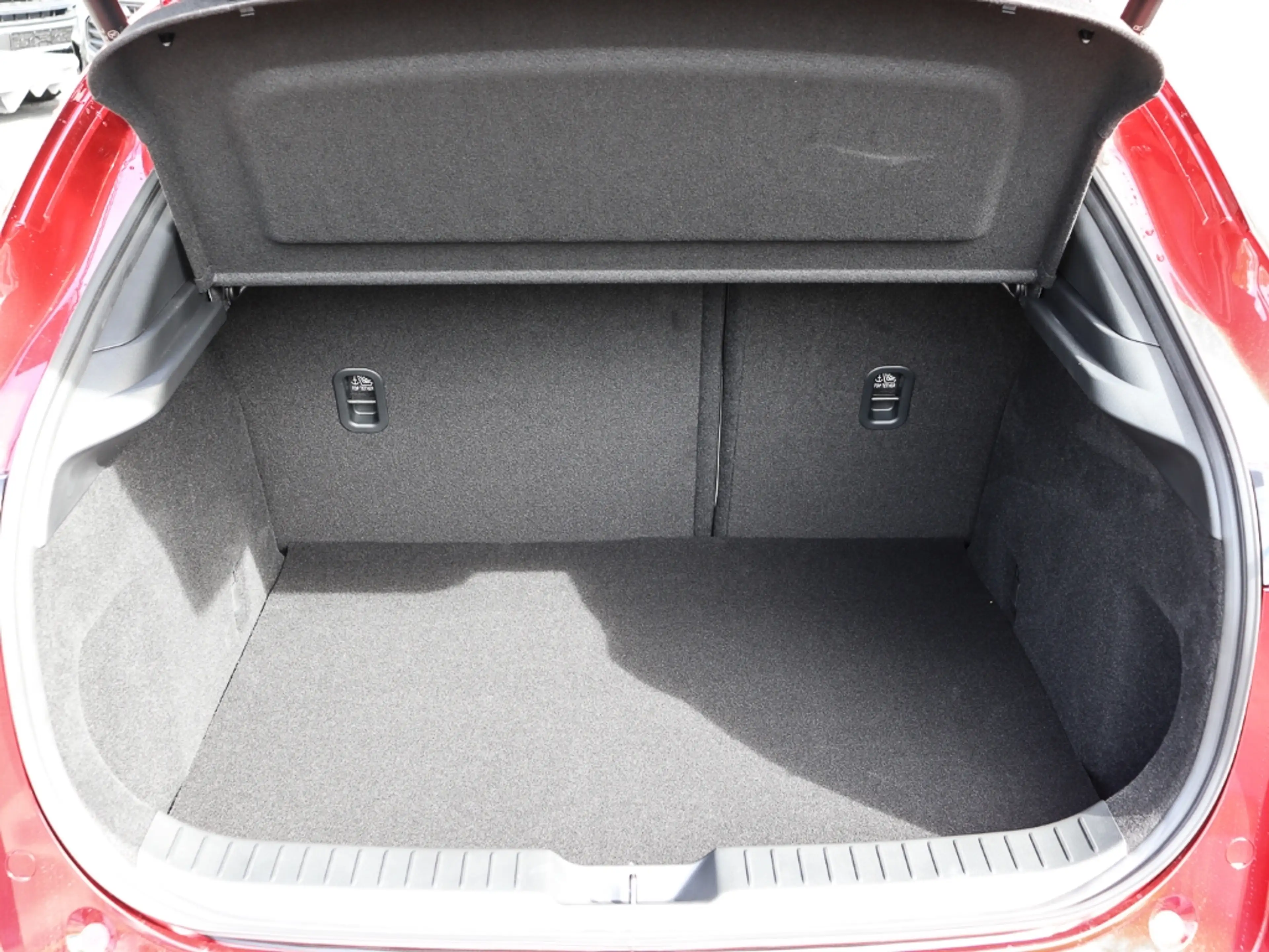 Mazda CX-30 Makoto 2027 2.5L e-SKYACTIV-G 140PS 6AT FWD BOSE L — photo 15
