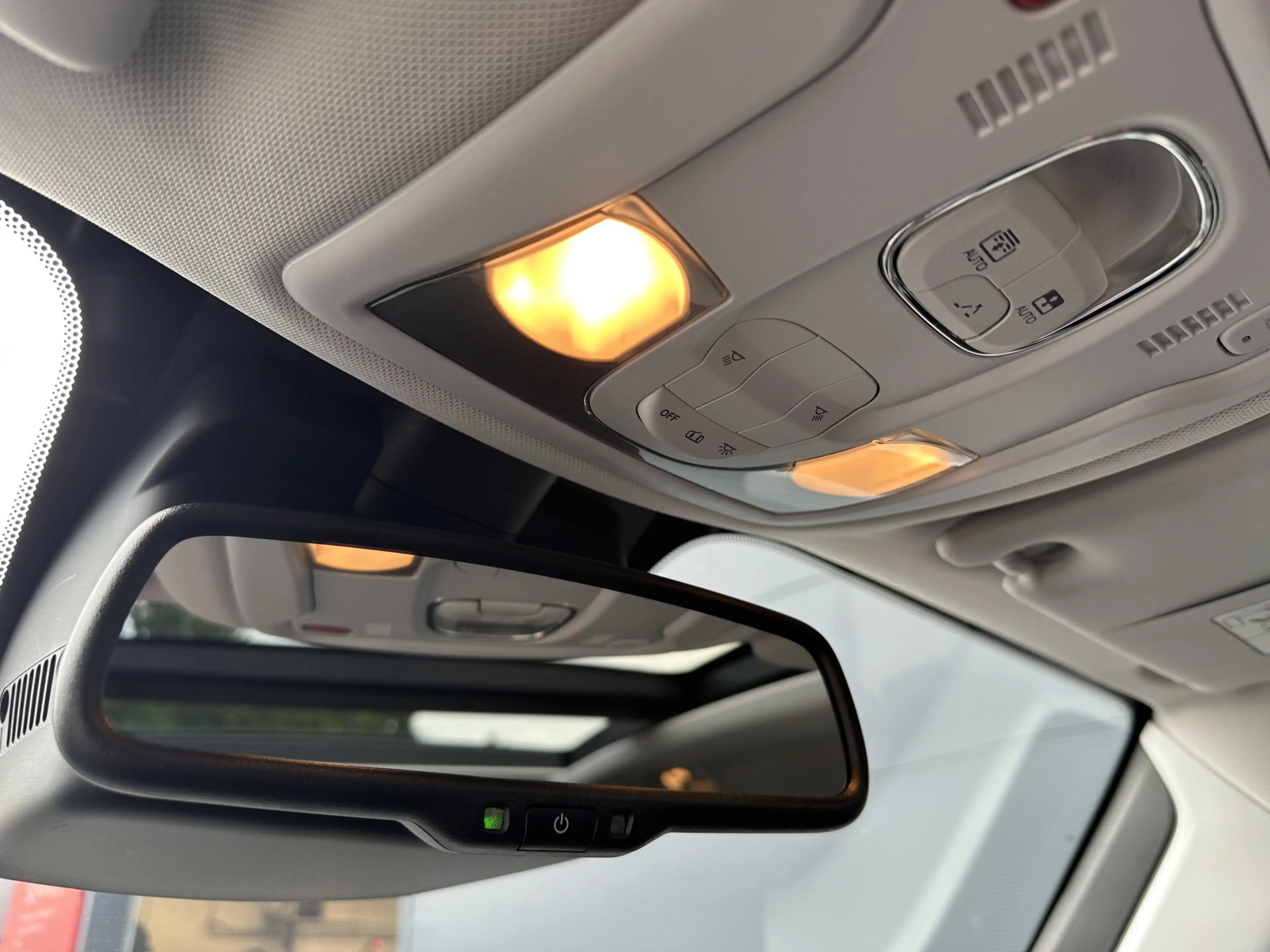 Jeep Renegade 4xe 240PK Plug-in Hybrid The North Star (Schuif/ka — photo 32