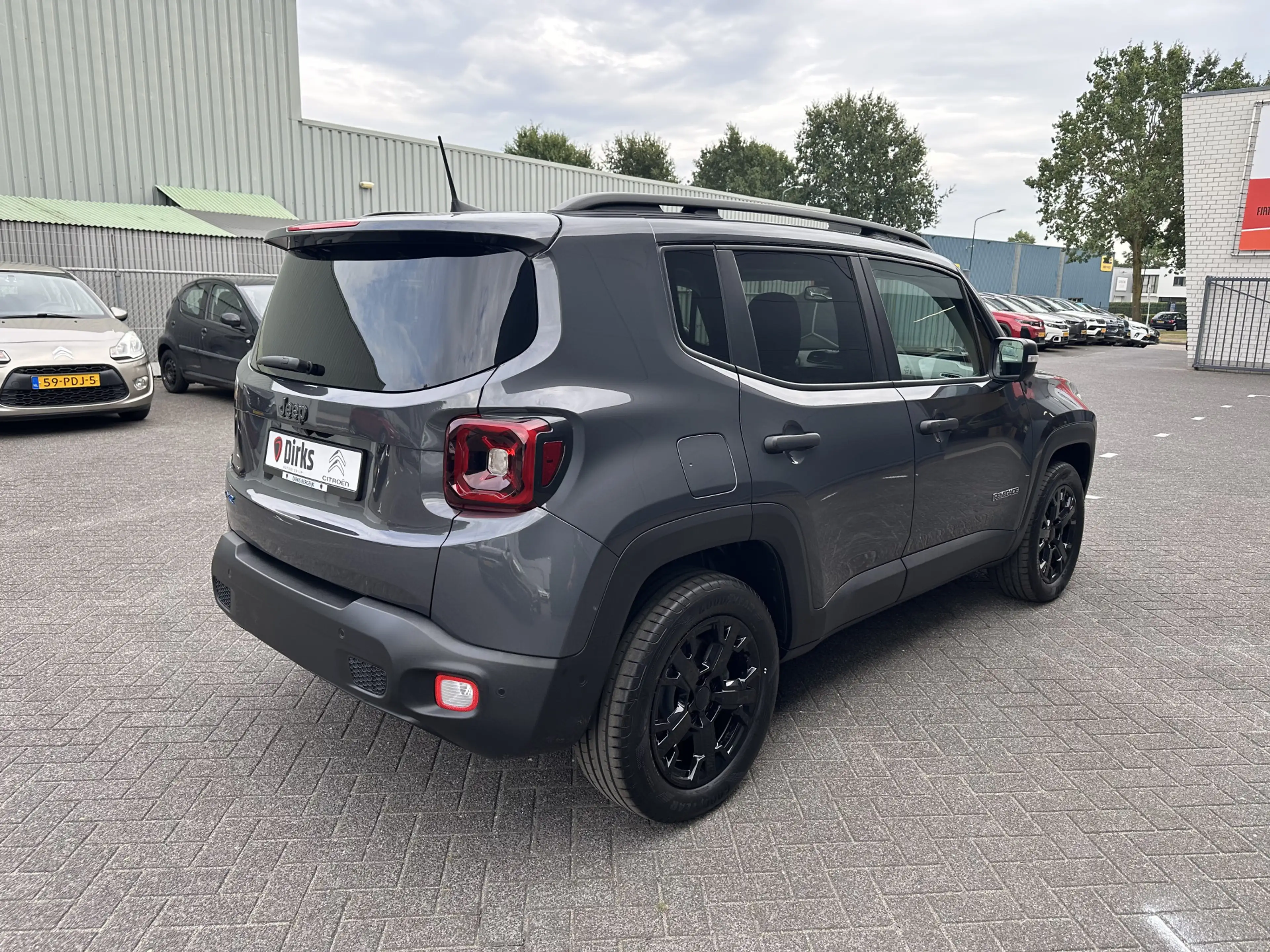 Jeep Renegade 4xe 240PK Plug-in Hybrid The North Star (Schuif/ka — photo 4