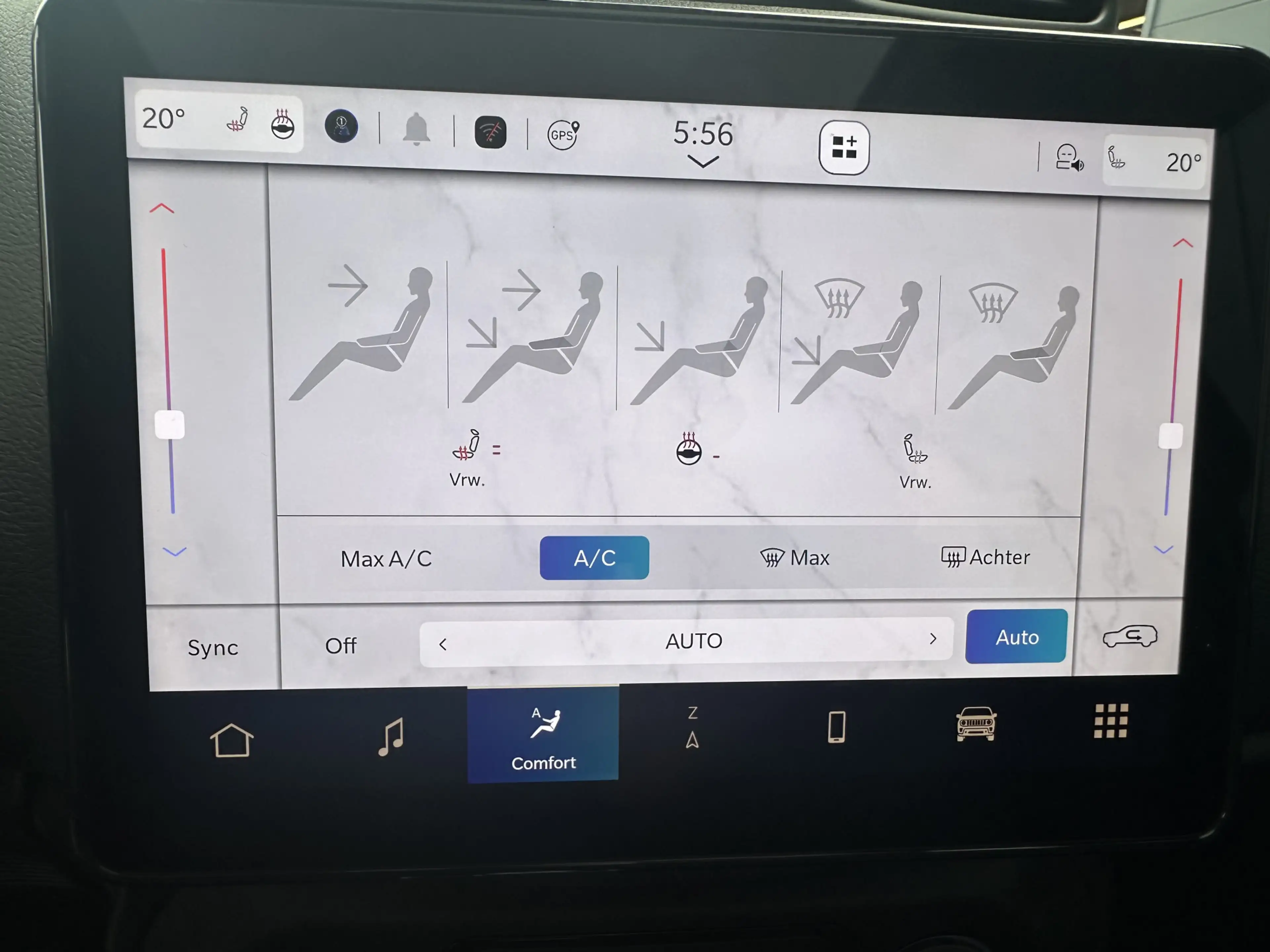 Jeep Renegade 4xe 240PK Plug-in Hybrid The North Star (Schuif/ka — photo 20