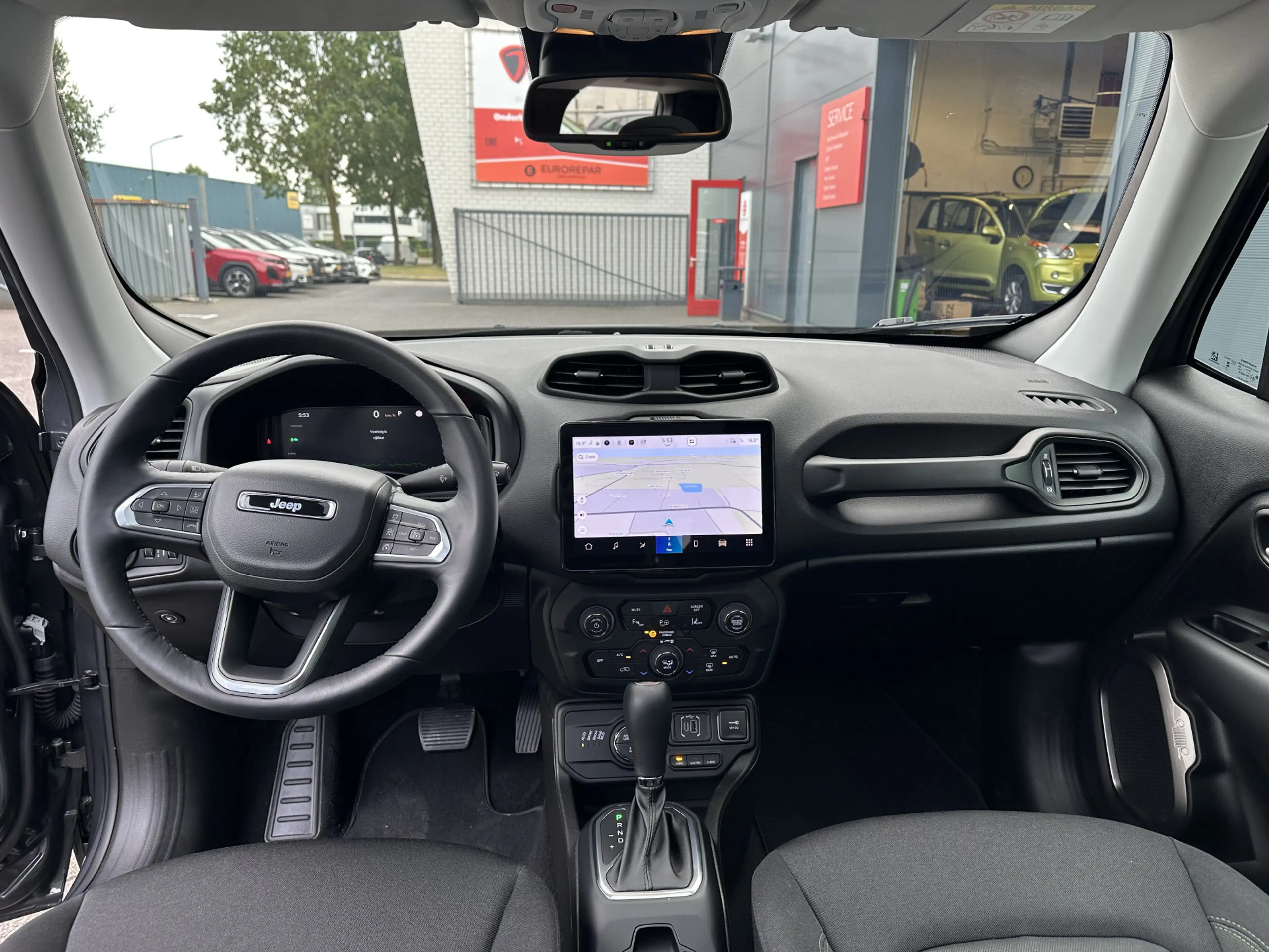Jeep Renegade 4xe 240PK Plug-in Hybrid The North Star (Schuif/ka — photo 11