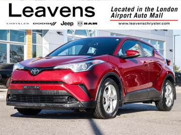 CARPLAY | HEATED SEATS | BACKUP CAMERA |