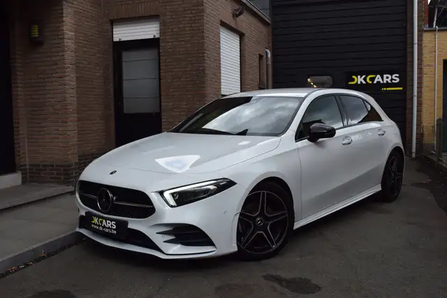 Mercedes-Benz A 180 AMG Line - NAVI / LED / PDC V+A+CAMERA / CARPLAY