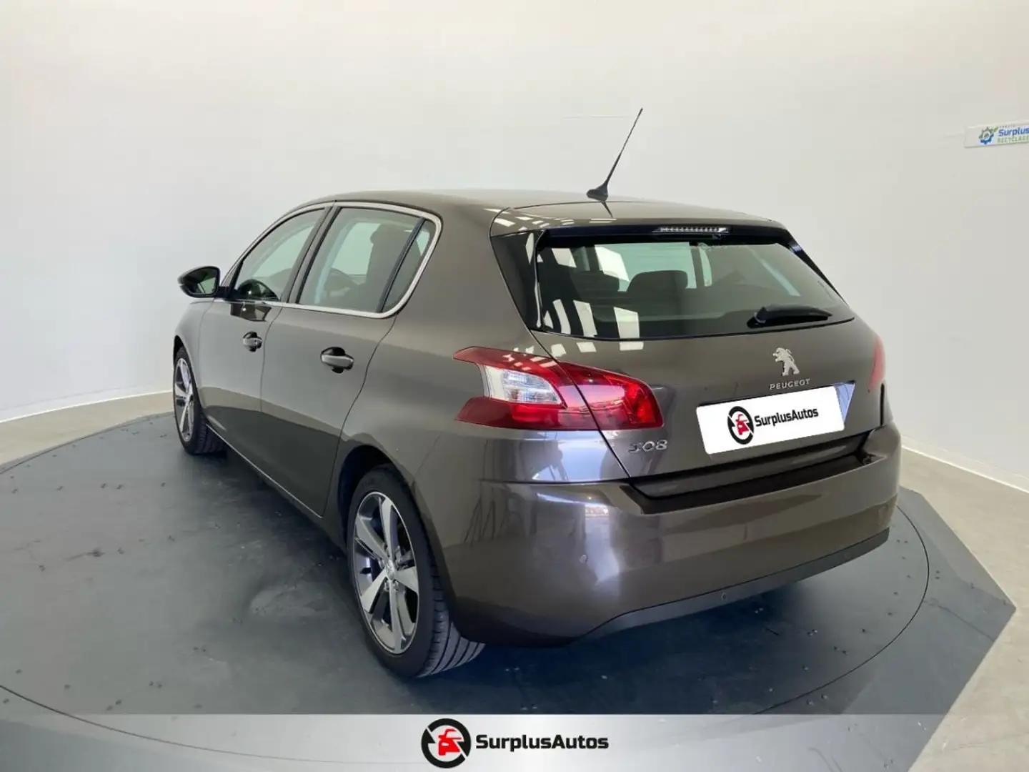 Peugeot 308 (2) 1.2 Puretech 130 S&S Allure - 2