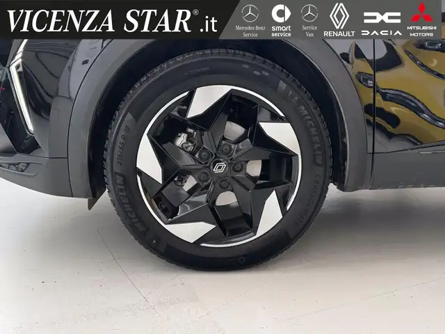 Renault Captur view 3