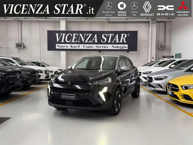 2025 Renault Captur in Black for sale