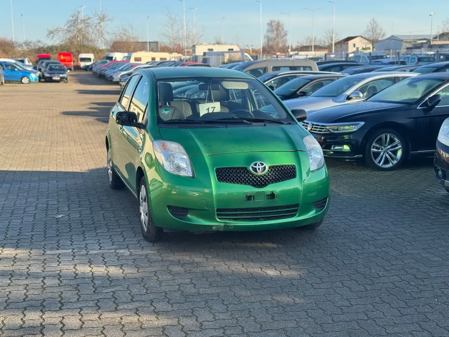 Toyota Yaris Style Grün - 2