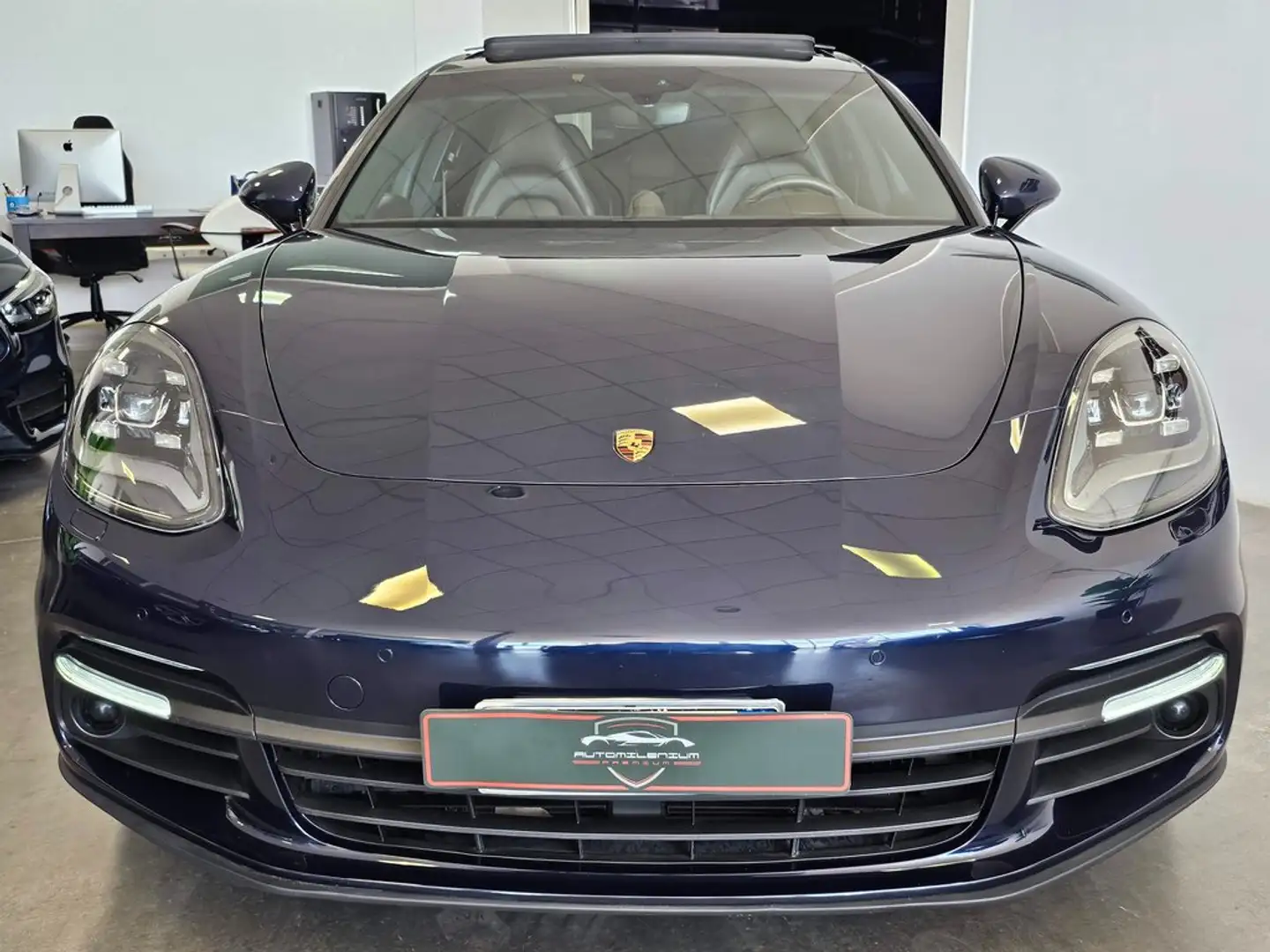 Porsche Panamera 4 E-Hybrid Sport Turismo Azul - 2