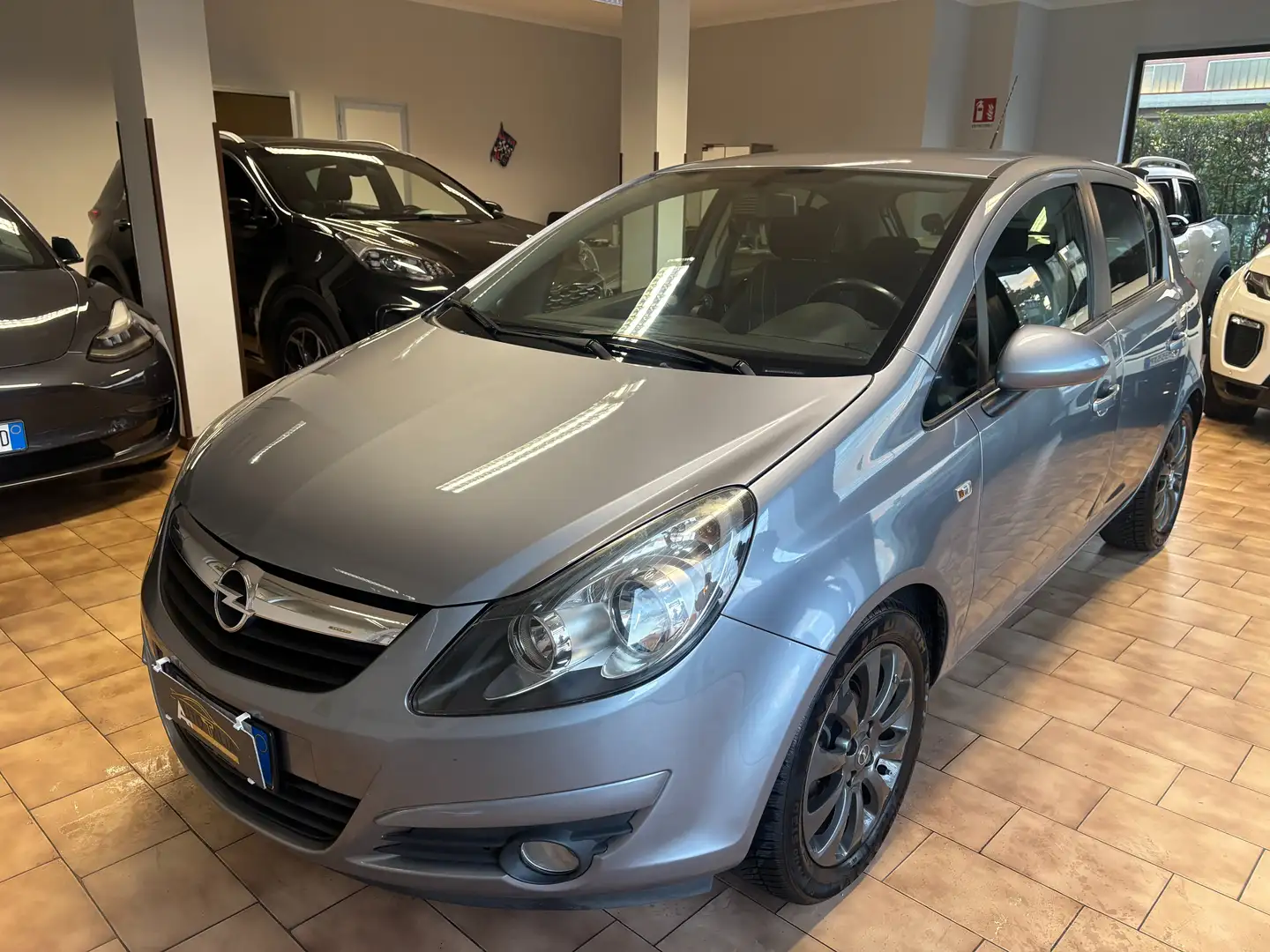 Opel Corsa 5p 1.2 Club 85cv*CINGHIA FATTA 118000 Grigio - 1
