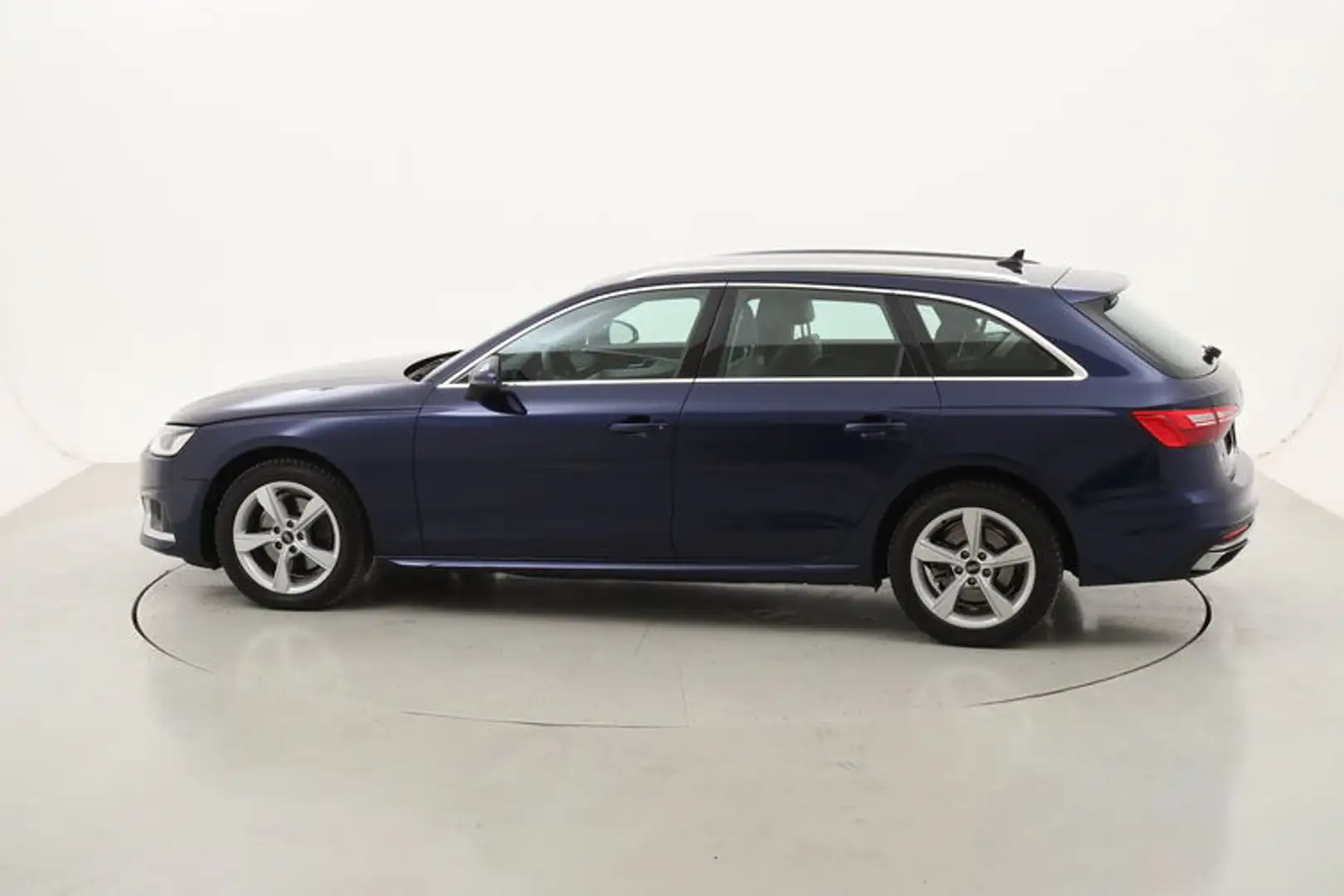 Audi A4 Avant Business Advanced S tronic 2.0 Mild Hybrid Azul - 2