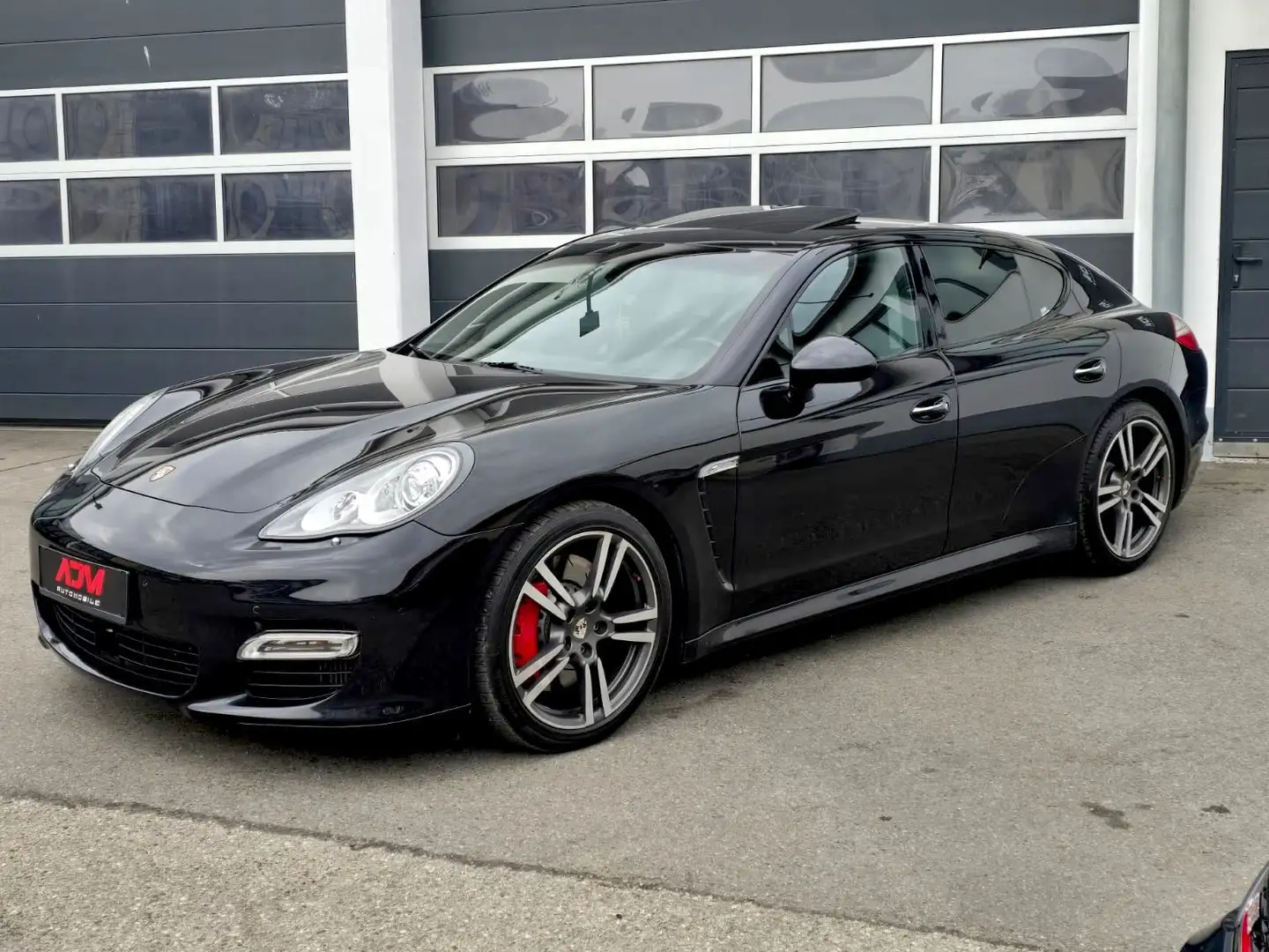 Porsche Panamera Panamera Turbo DSG S Schwarz - 1