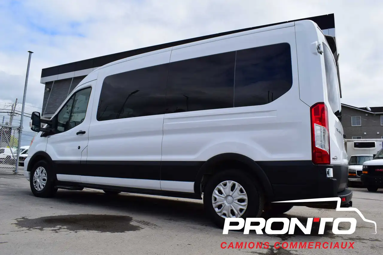 Ford Transit Passenger Wagon снимка Ford Transit Passenger Wagon