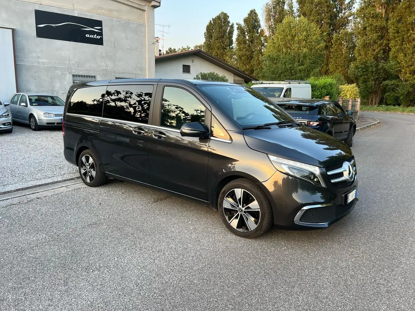 Mercedes-Benz V Extralong 250 d Premium auto - 1