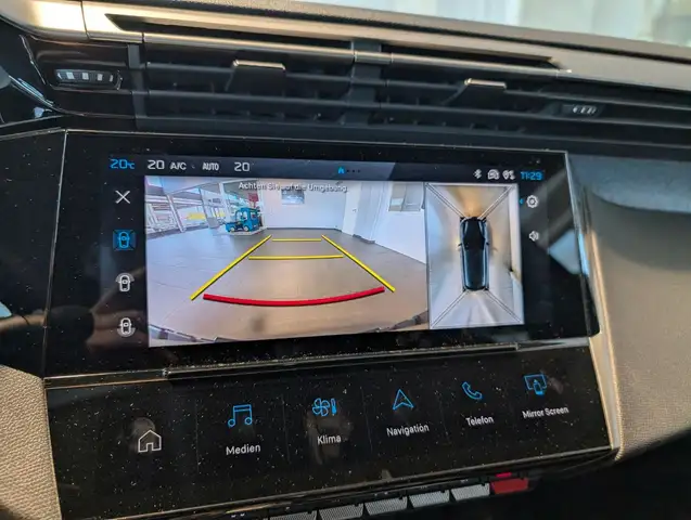 Peugeot 308 view 7