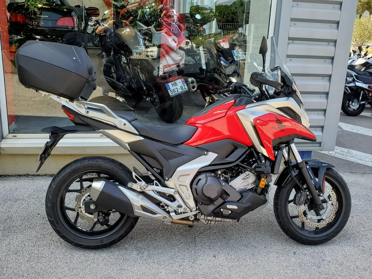 Honda NC 750 Rouge - 1