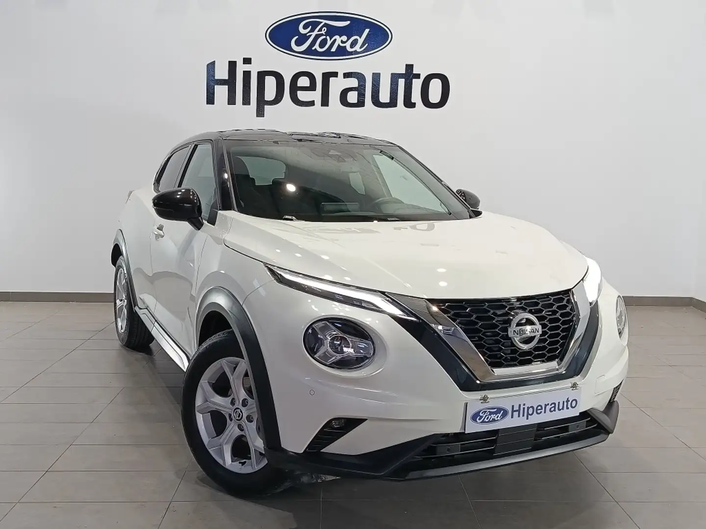 Nissan Juke 1.0 DIG-T N-Connecta 4x2 DCT 7 114 Blanco - 1