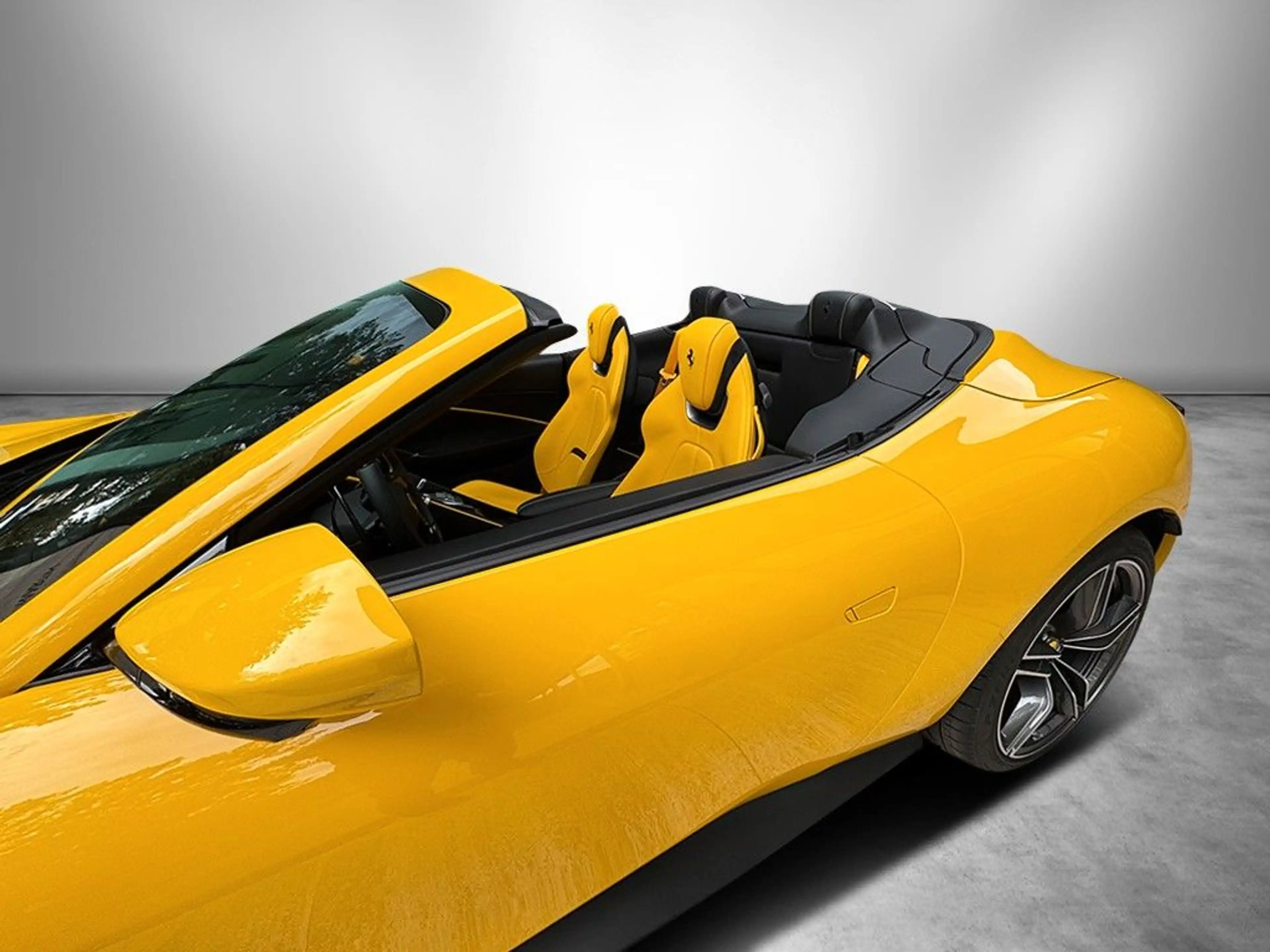 Ferrari Roma Spider / MADM / Surround / JBL / ACC — photo 15