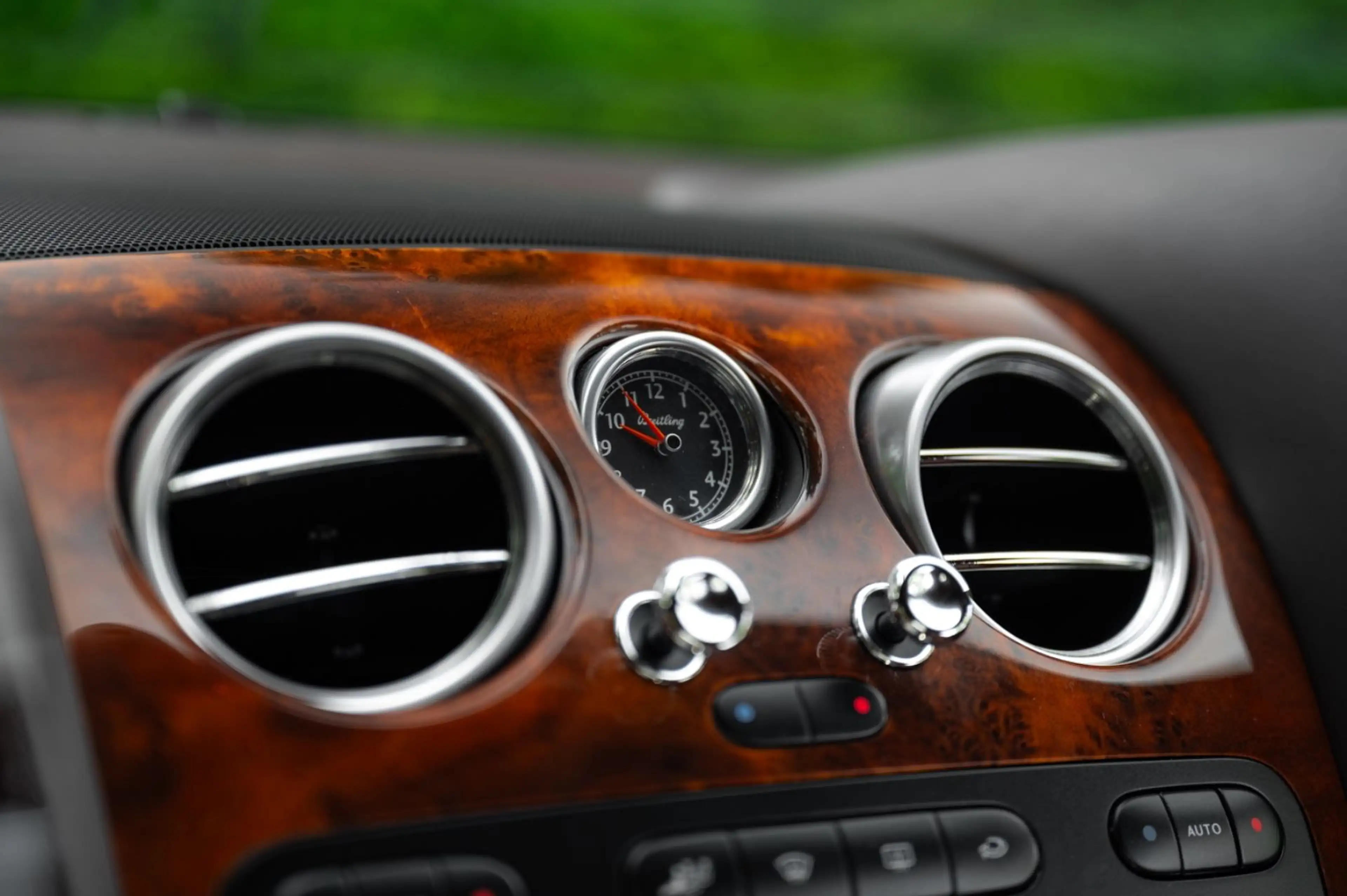Bentley Continental GT 6.0 W12 560PS | Schwarz/Cognac | — photo 13