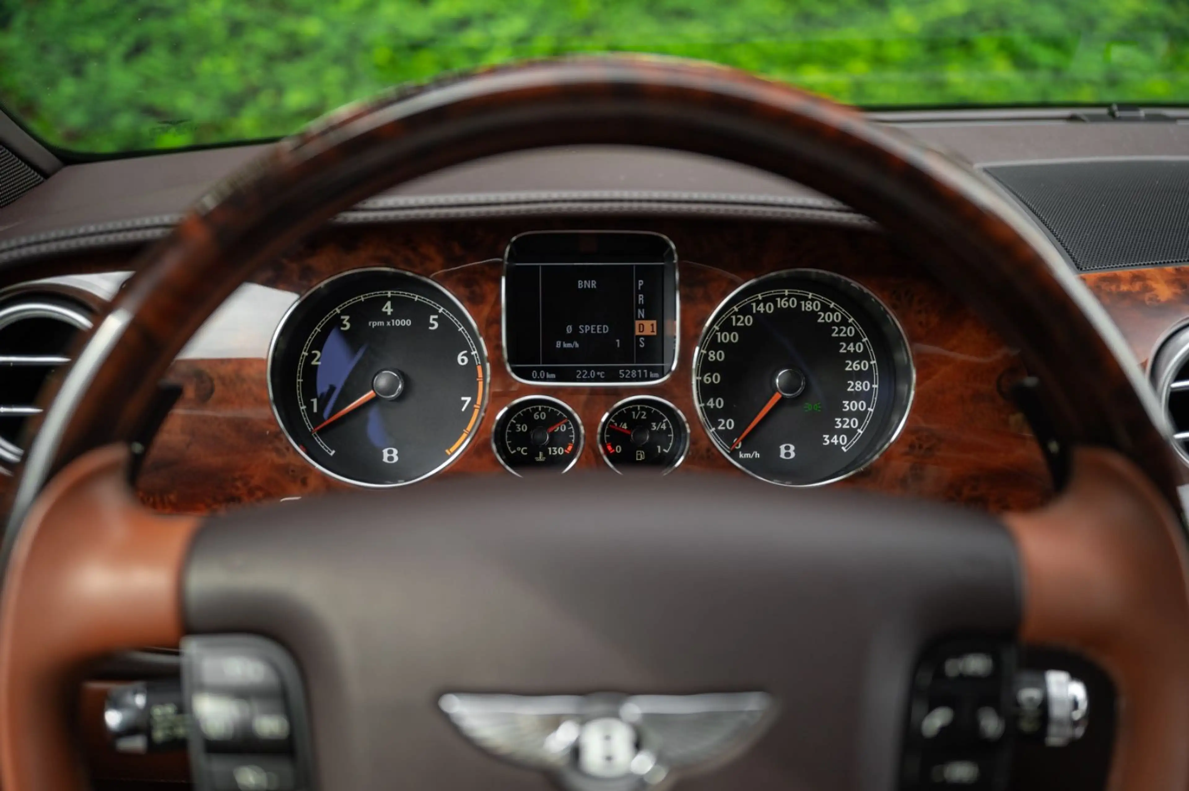 Bentley Continental GT 6.0 W12 560PS | Schwarz/Cognac | — photo 12