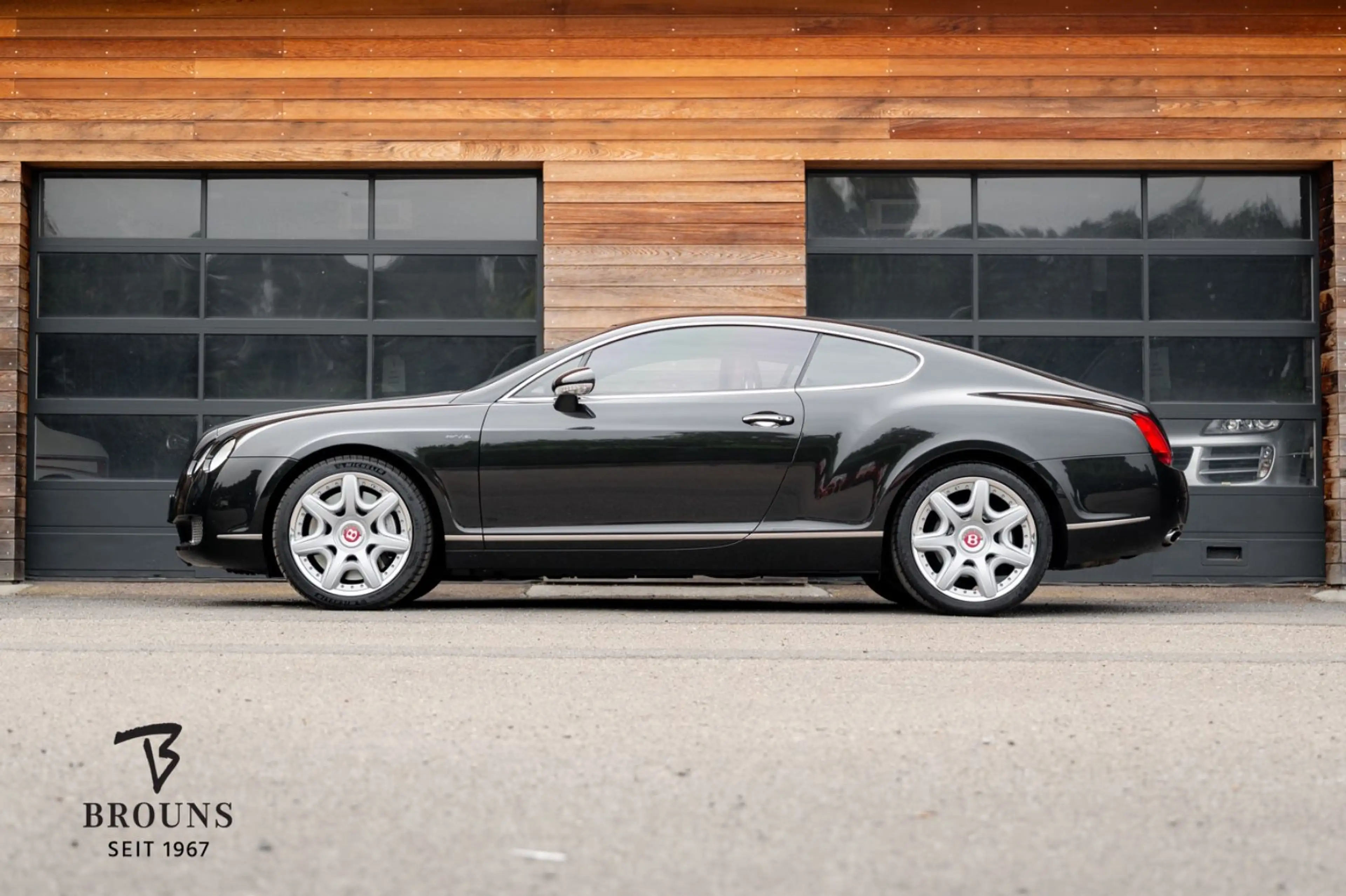 Bentley Continental GT 6.0 W12 560PS | Schwarz/Cognac | — photo 2