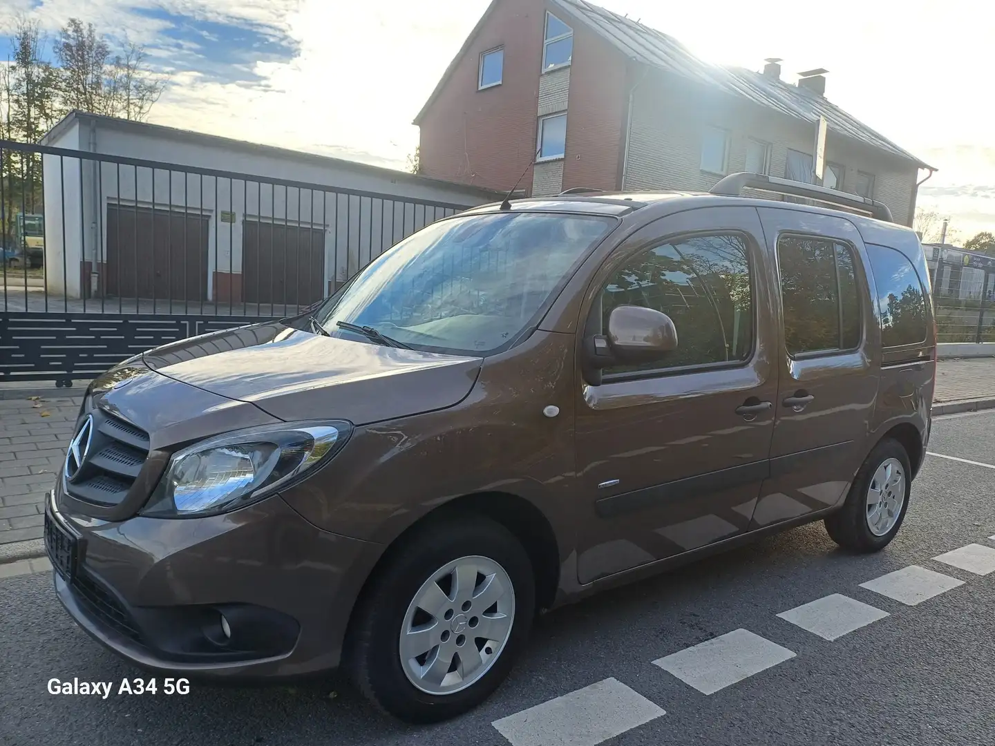 Mercedes-Benz Citan 111 CDI lang Tourer Edition Braun - 2