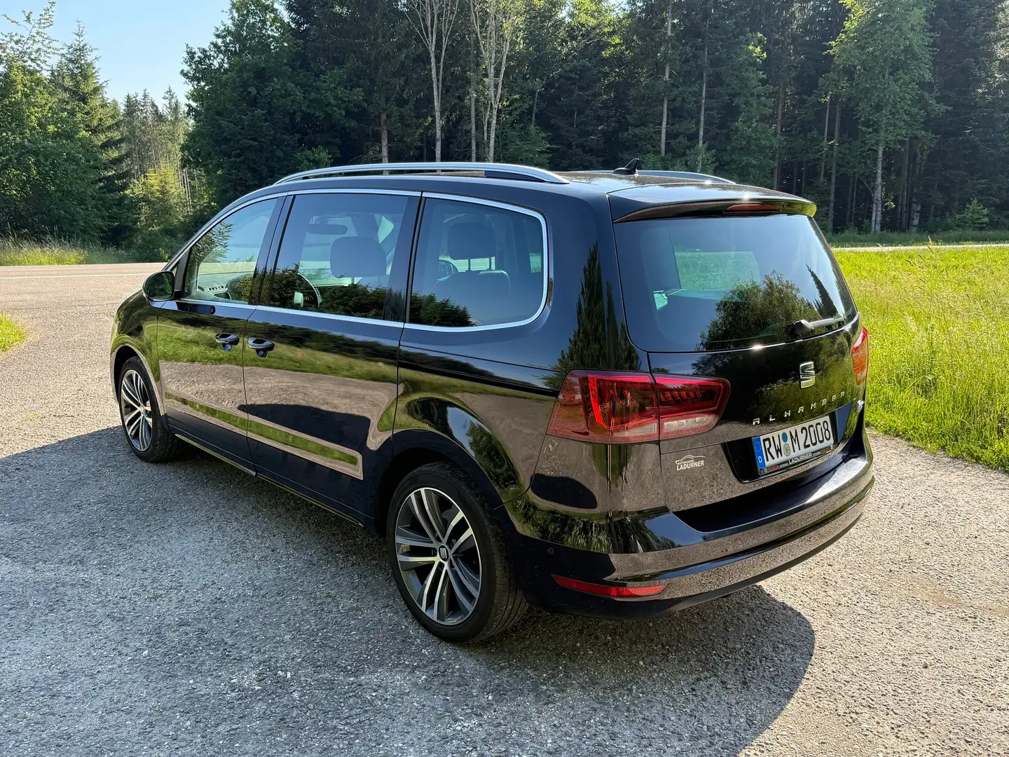 SEAT Alhambra Alhambra 2.0 TDI 4Drive FR-Line 7 Sitzer AHK STHZ Noir - 2