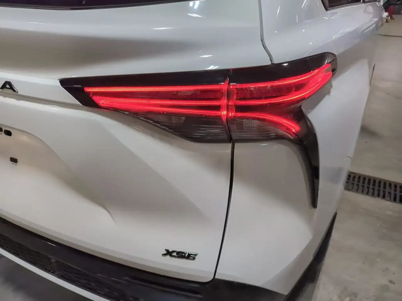 Toyota Sienna снимка Toyota Sienna