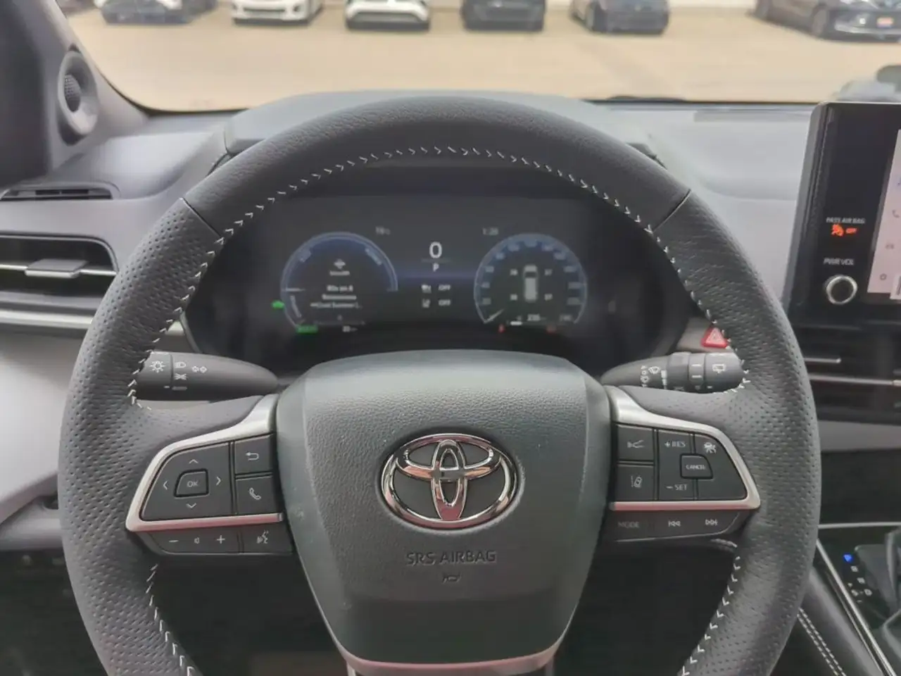 Toyota Sienna снимка Toyota Sienna