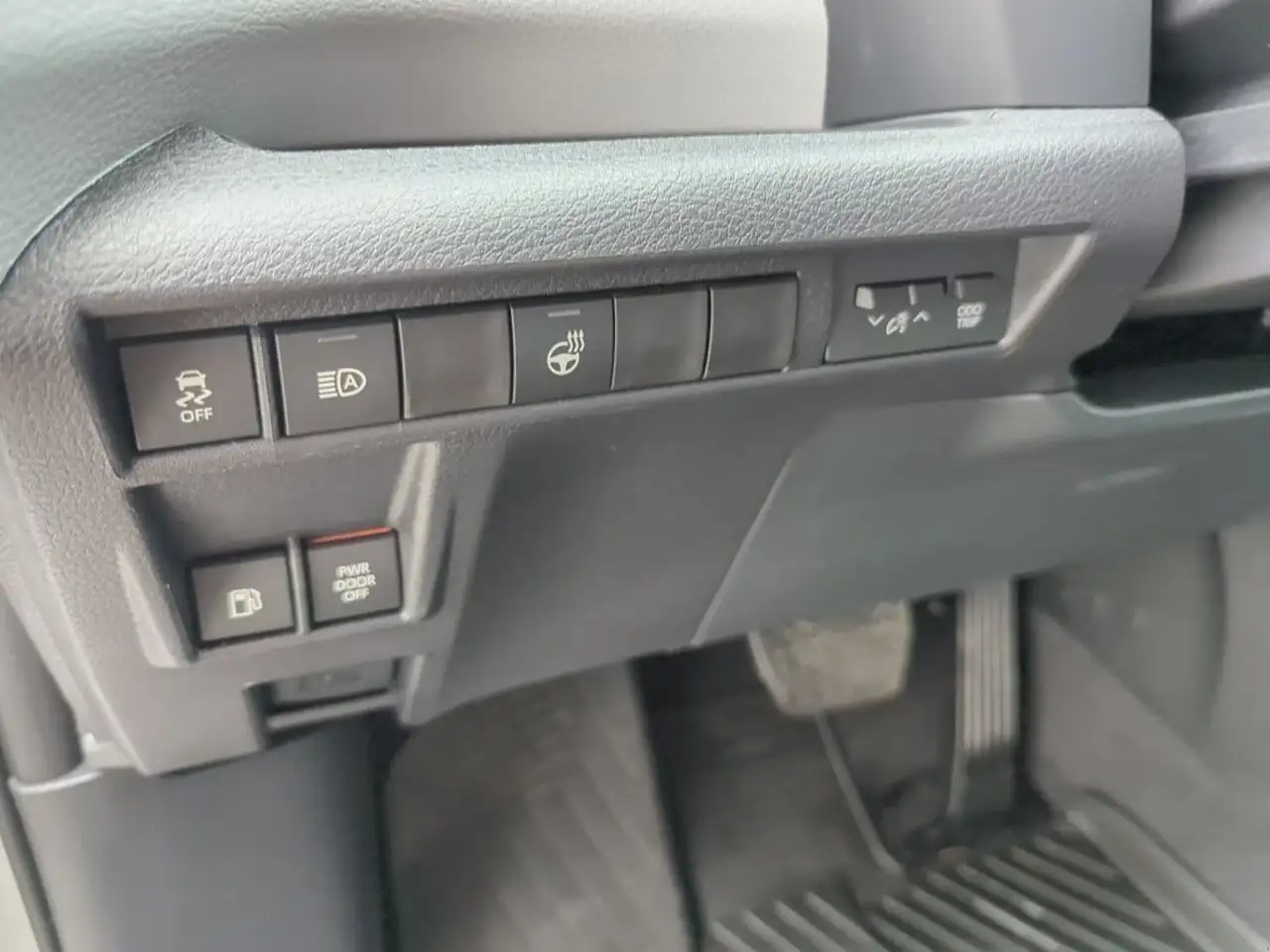 Toyota Sienna снимка Toyota Sienna