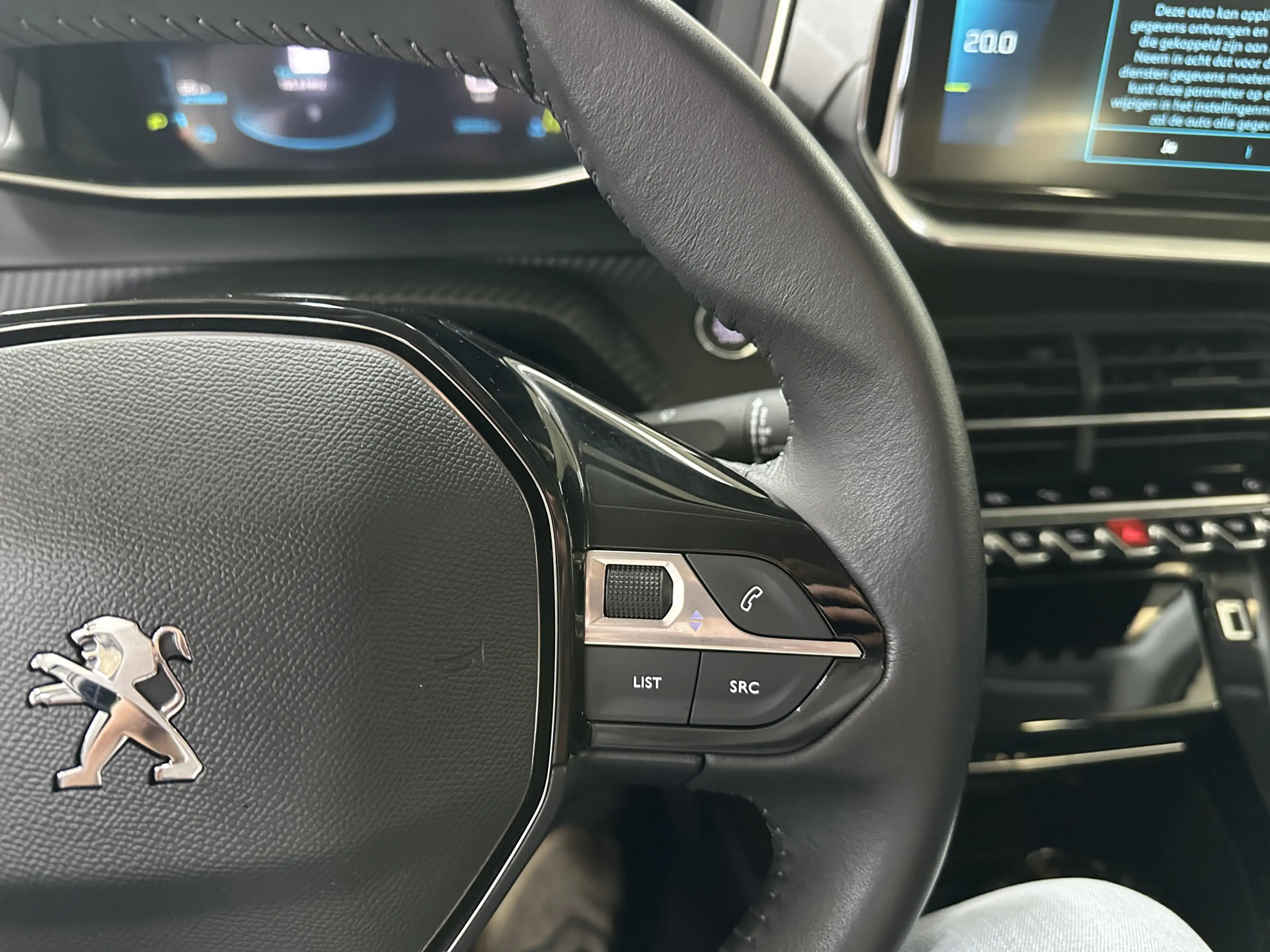 Peugeot e-208 EV Allure Pack 50 kWh | Stoelverwarming | Navi | C — photo 11