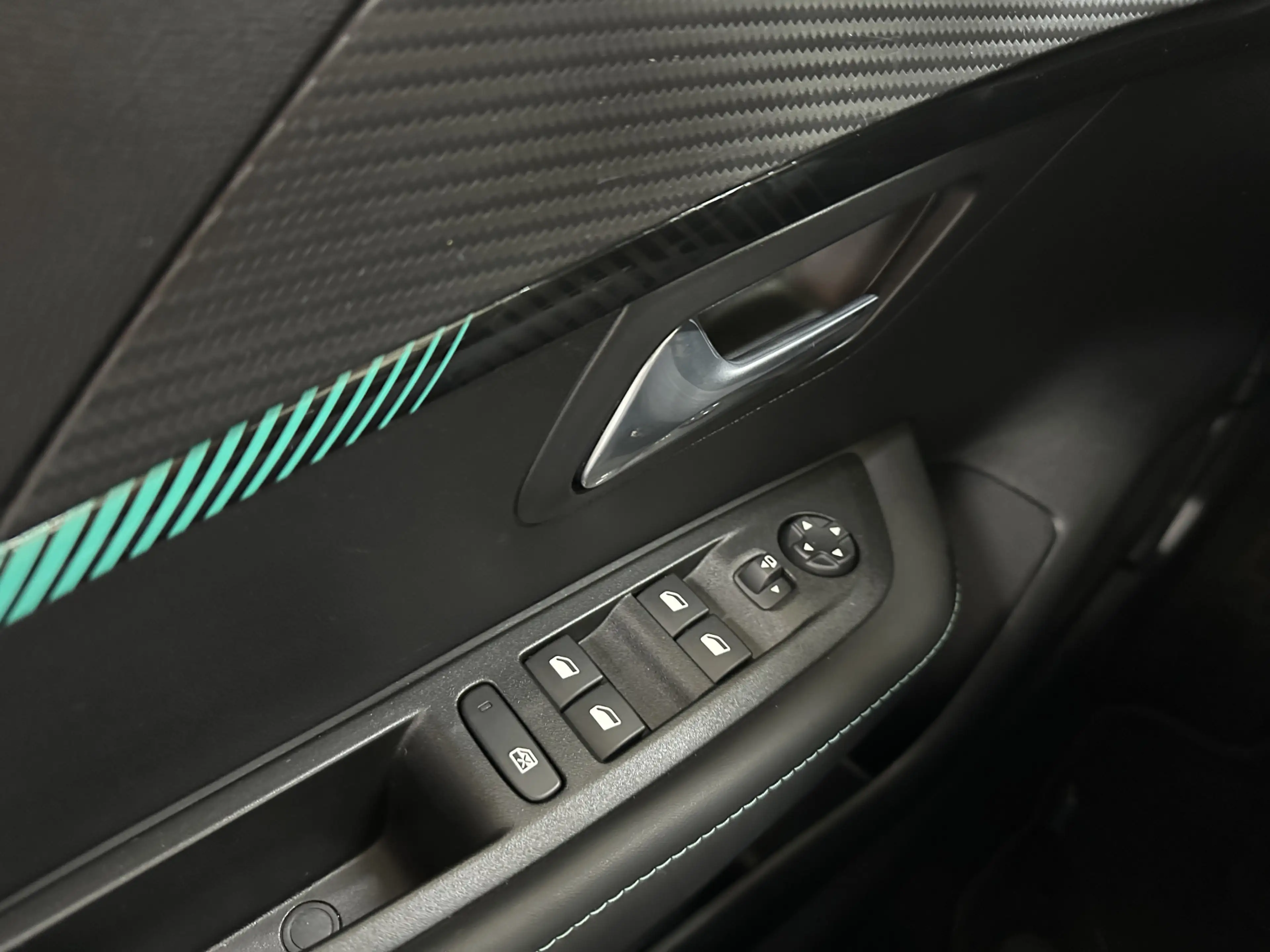 Peugeot e-208 EV Allure Pack 50 kWh | Stoelverwarming | Navi | C — photo 12