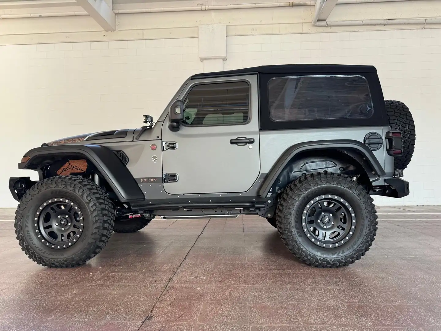 Jeep Wrangler RUBICON PREPARATA Сірий - 1