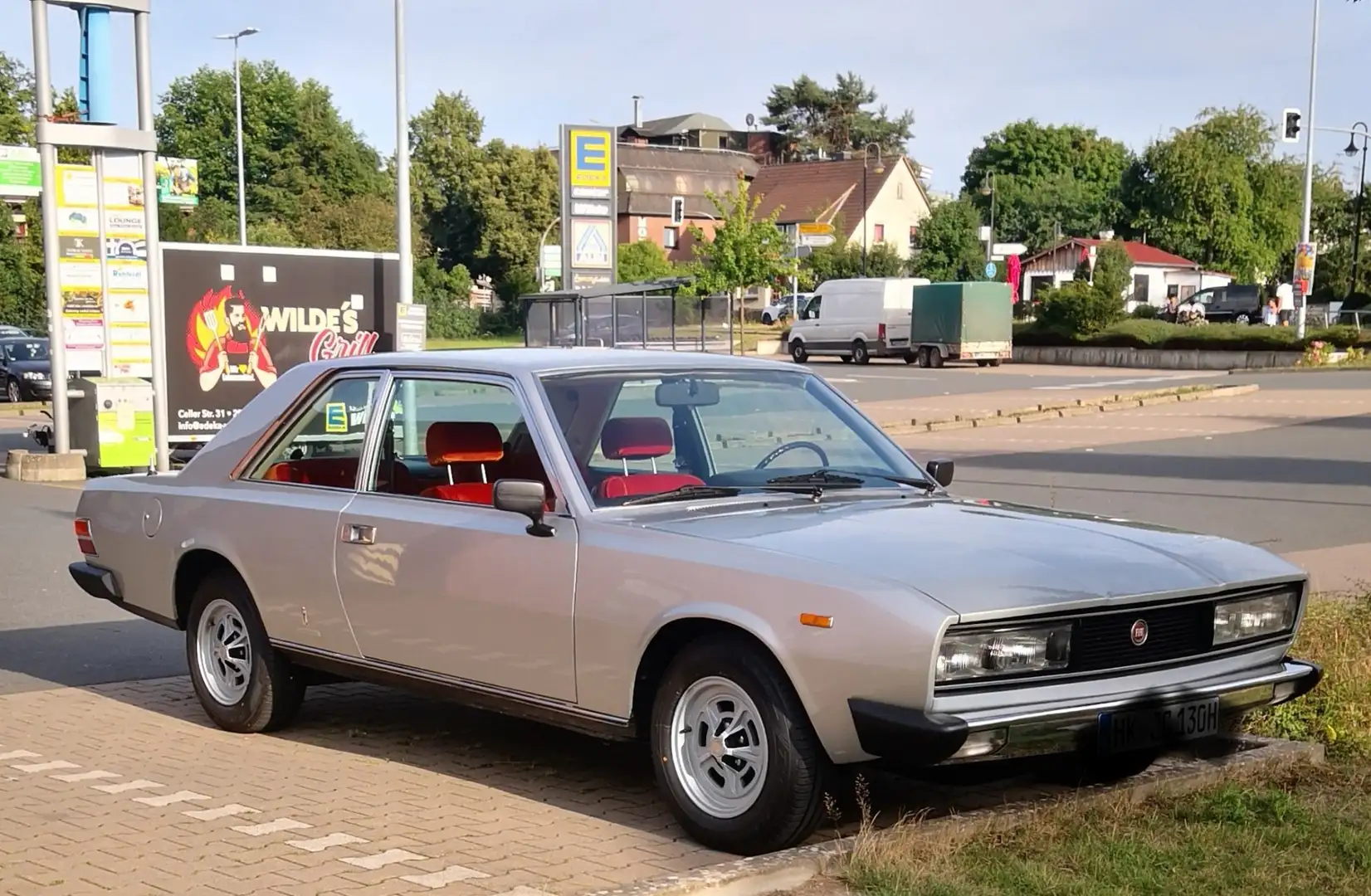 Fiat 130 130 Coupé Silber - 1