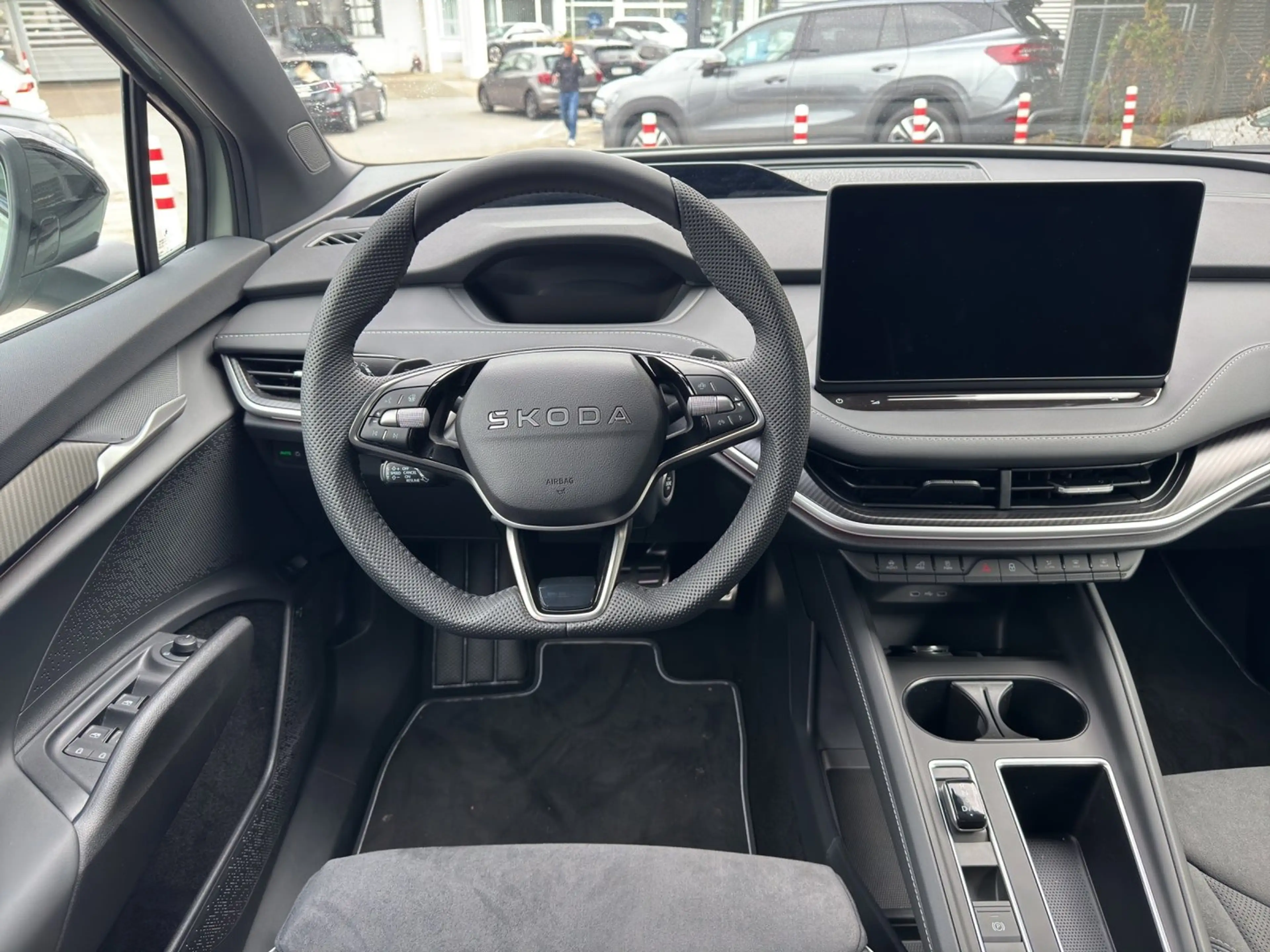 Skoda Elroq Sportline 85 — photo 11