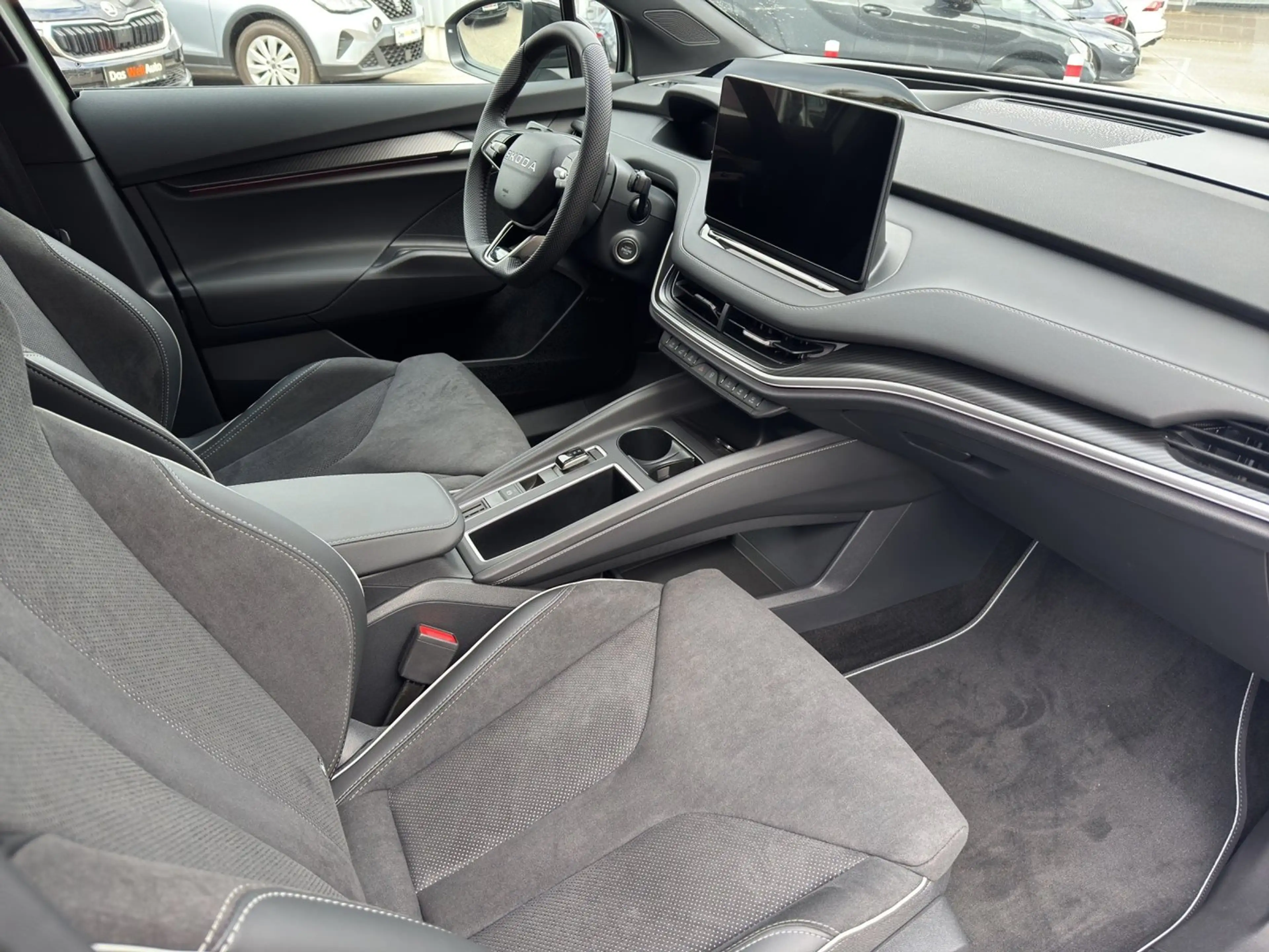 Skoda Elroq Sportline 85 — photo 7