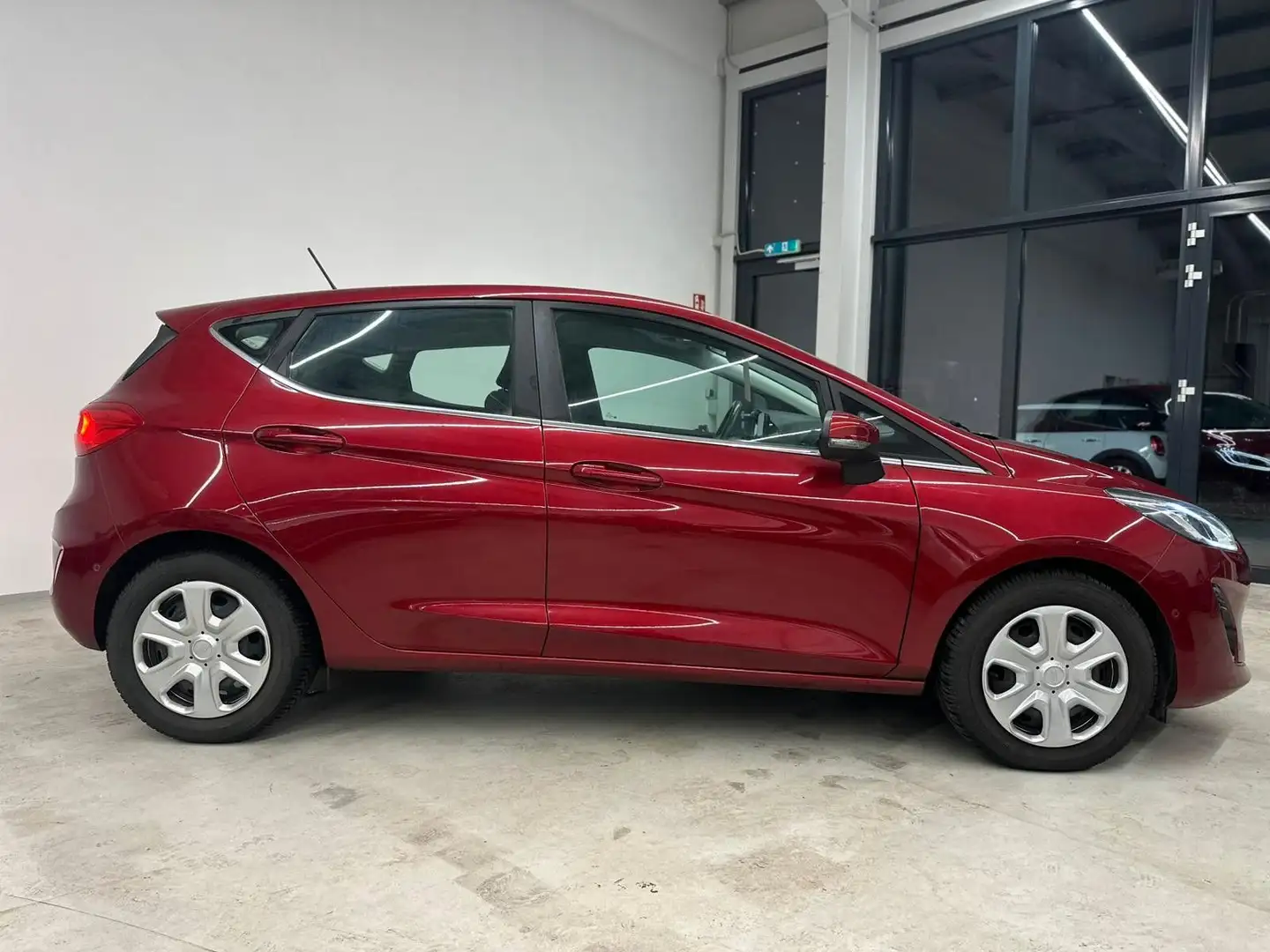 Ford Fiesta 1,0 EcoBoost Titanium Automatik*1-Hand Rouge - 2