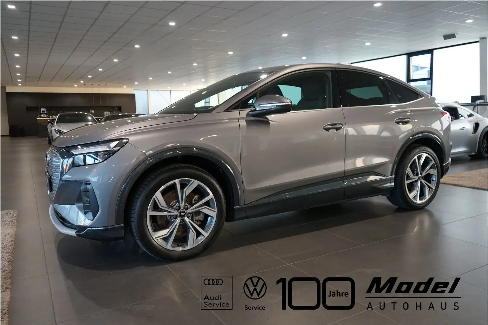 Audi Q4 Sportback 40 e-tron advanced | Navi pro | AHK Grau - 1