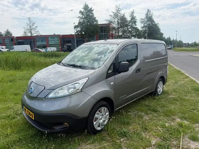 Nissan E-NV200 Optima