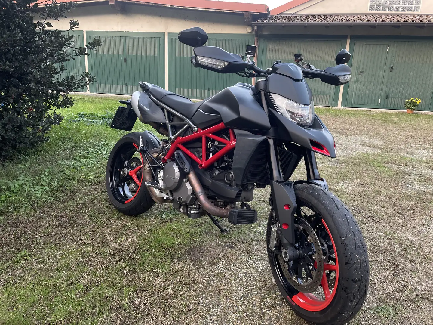 Ducati Hypermotard 950 - 2