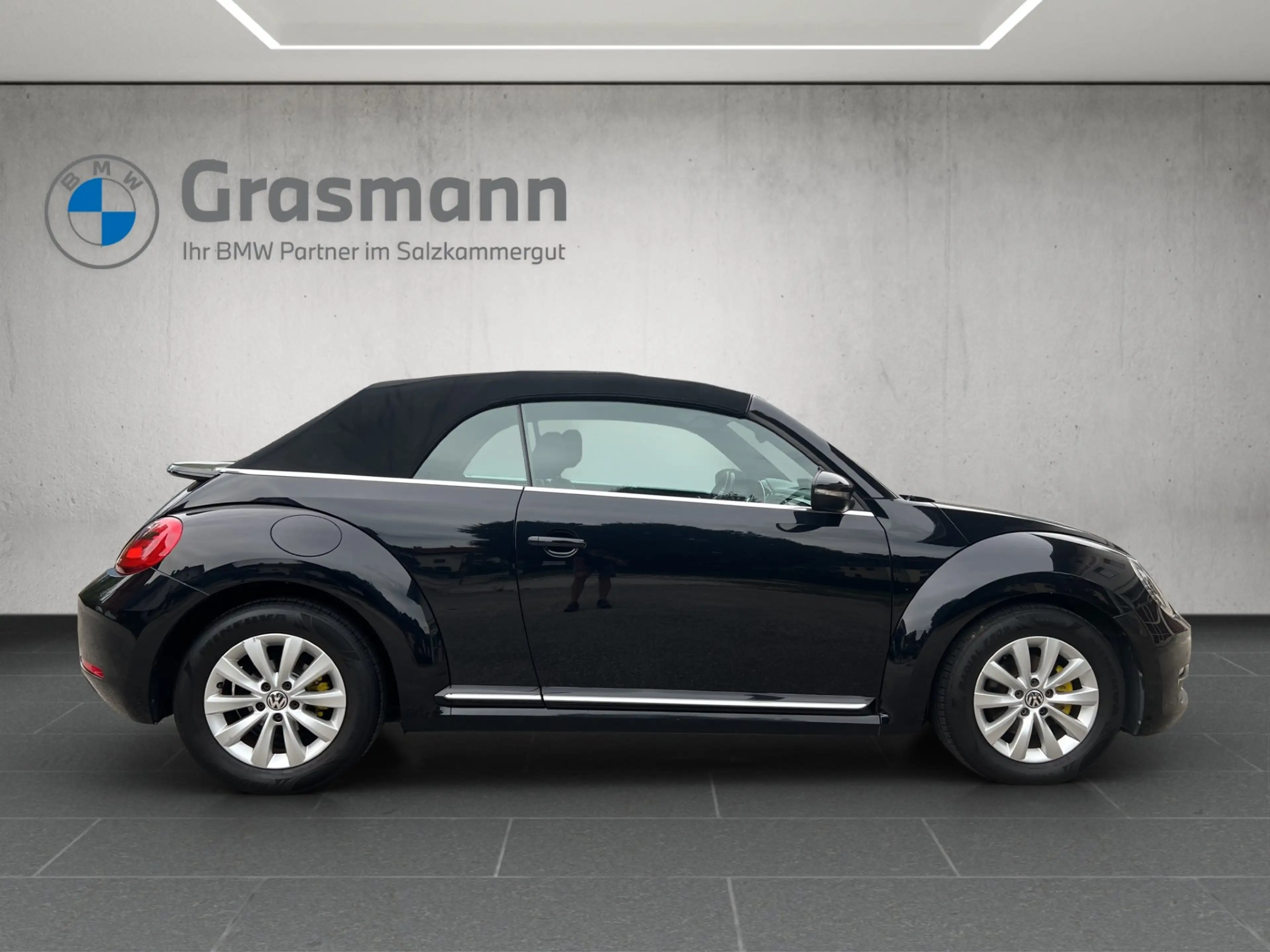 Volkswagen Beetle 1,6 TDI BMT Design — photo 6