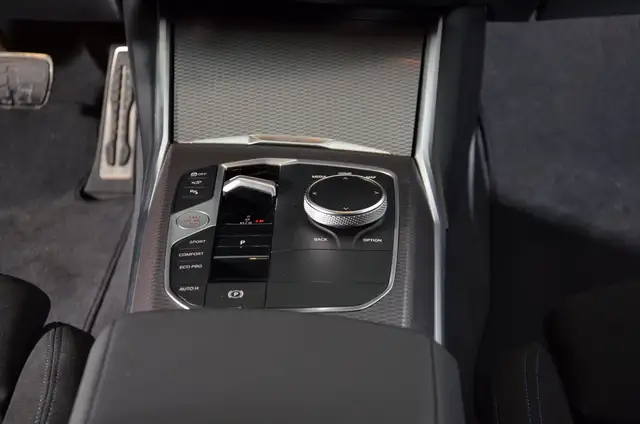 BMW 320 d xDrive Ansicht 8