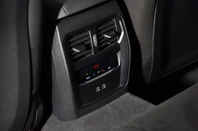 BMW 320 d xDrive Ansicht 16