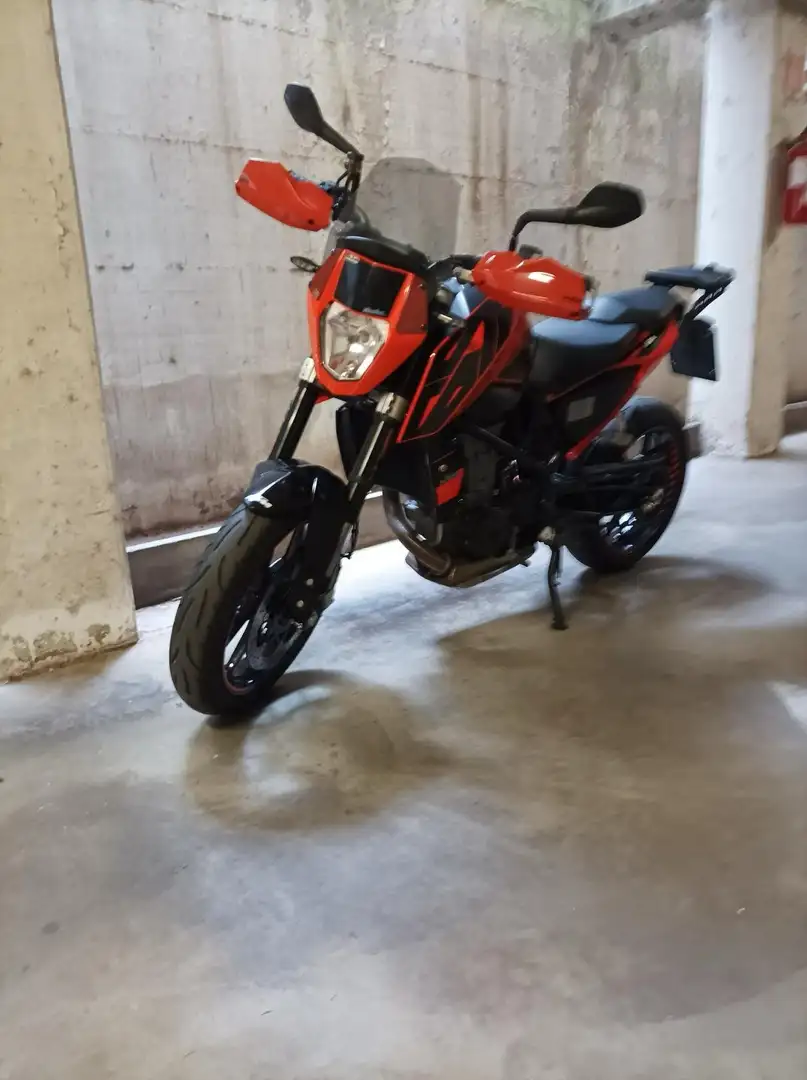 KTM 690 Duke ABS Ride by Wire Pomarańczowy - 1