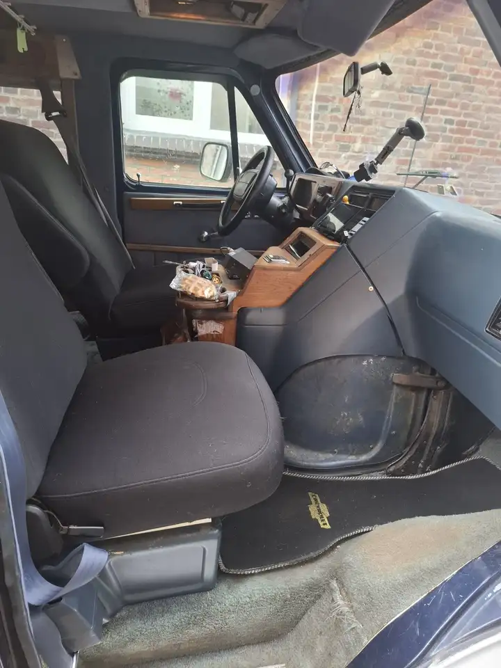 Chevrolet chevy van g20 met 200 liter lpg tank stoere bus, foto 8