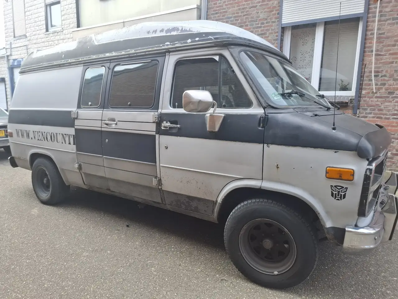Chevrolet chevy van g20 met 200 liter lpg tank stoere bus, foto 1