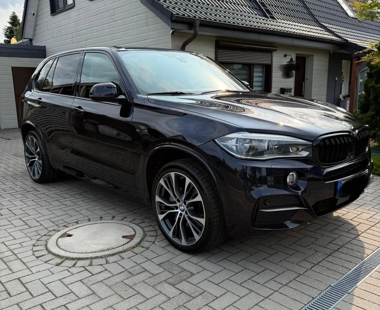 BMW X5 M X5 M50d Sport-Aut. Schwarz - 1