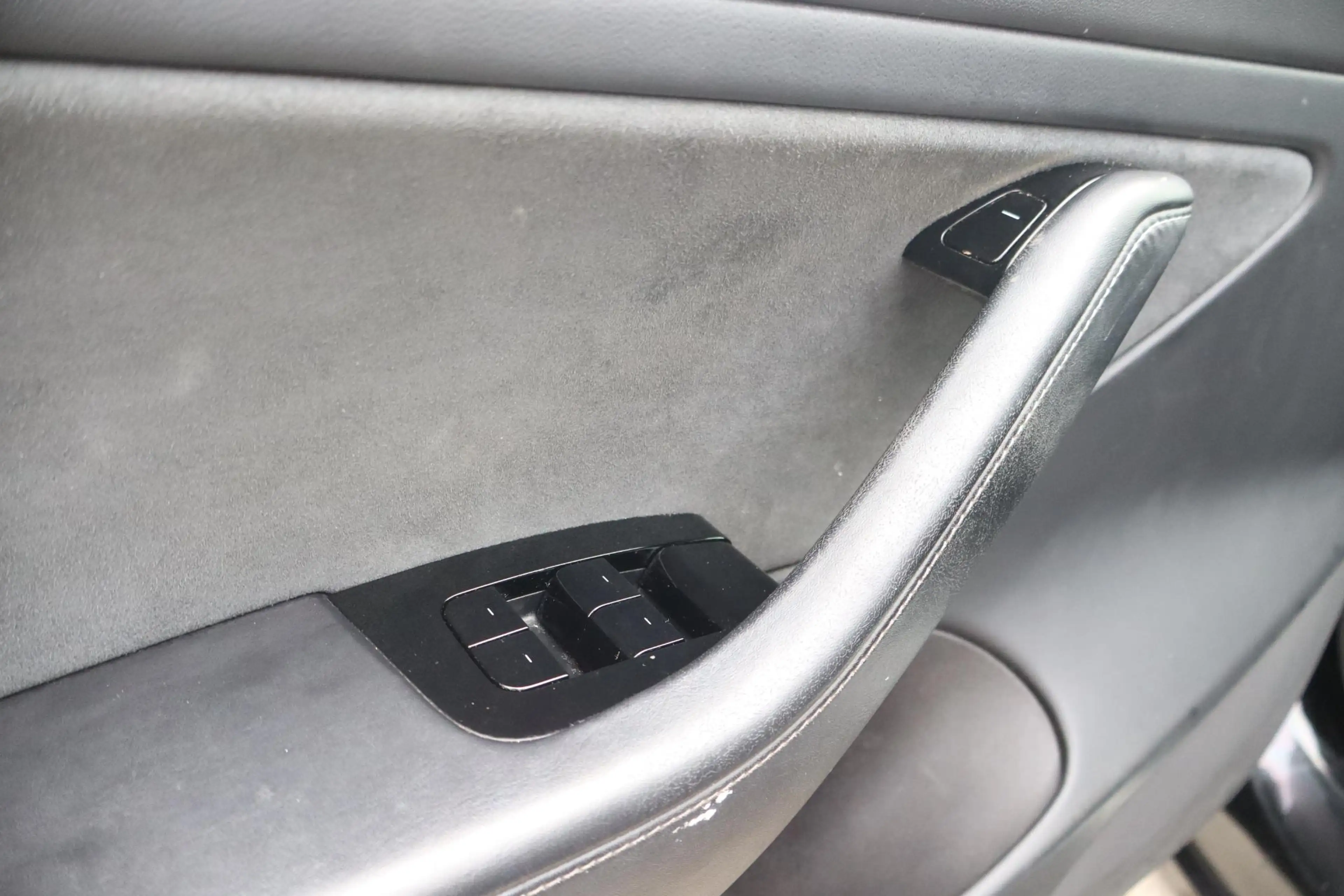 Tesla Model 3 Standard RWD Plus 60 kWh | SOH 84,6% | Computer 2. — photo 13