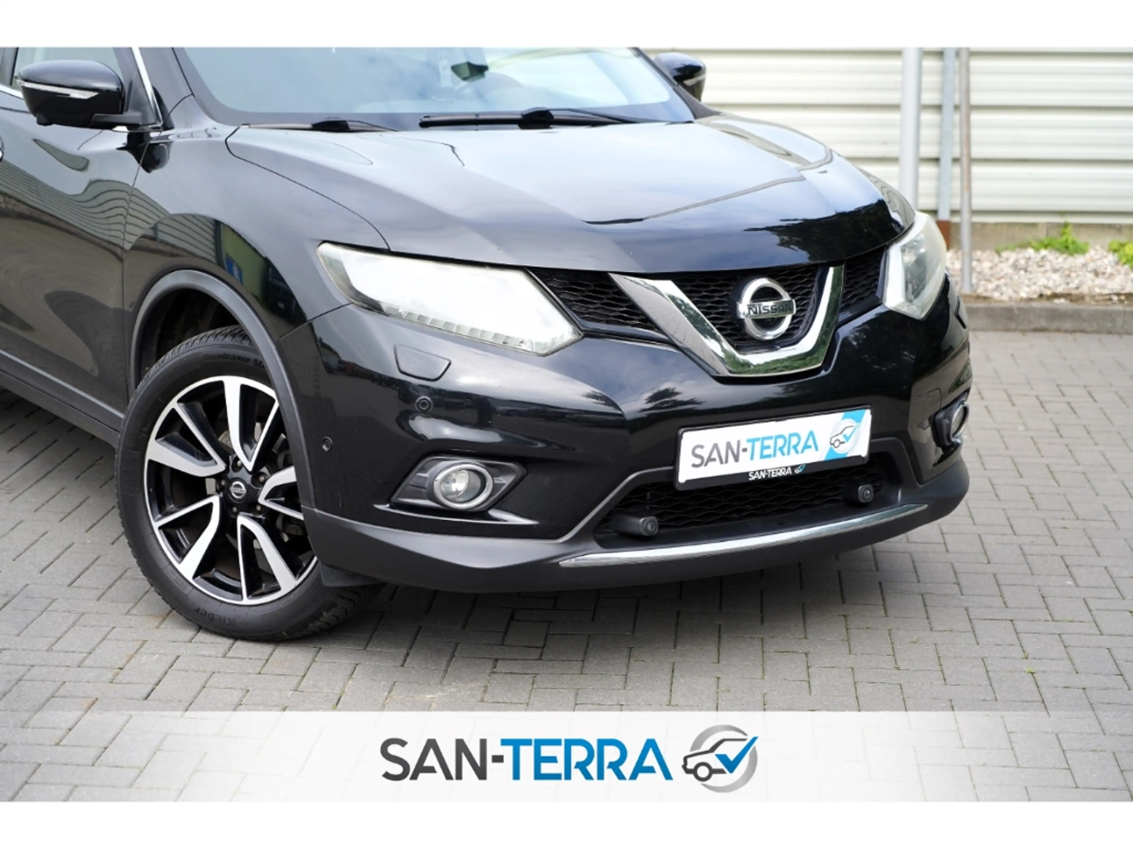 Nissan X-Trail 360-KAMERA*PANO*AHK*SHZ*KEYLESS*KLIMAAUT*MULTI-LEN — photo 3