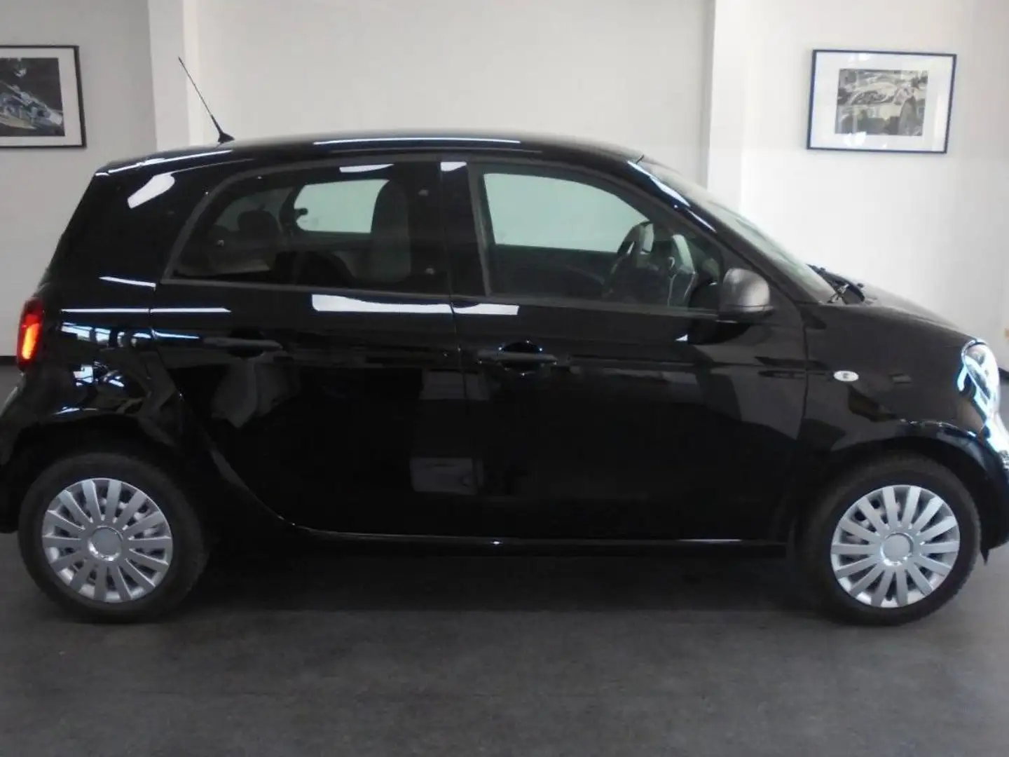 smart forFour Benzina Youngster C. Manuale 70cv Nero - 1