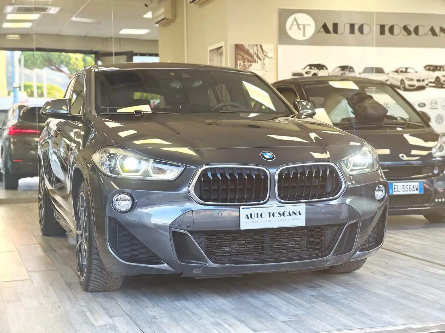 BMW X2 X2 F39 sdrive16d Msport auto Grijs - 2